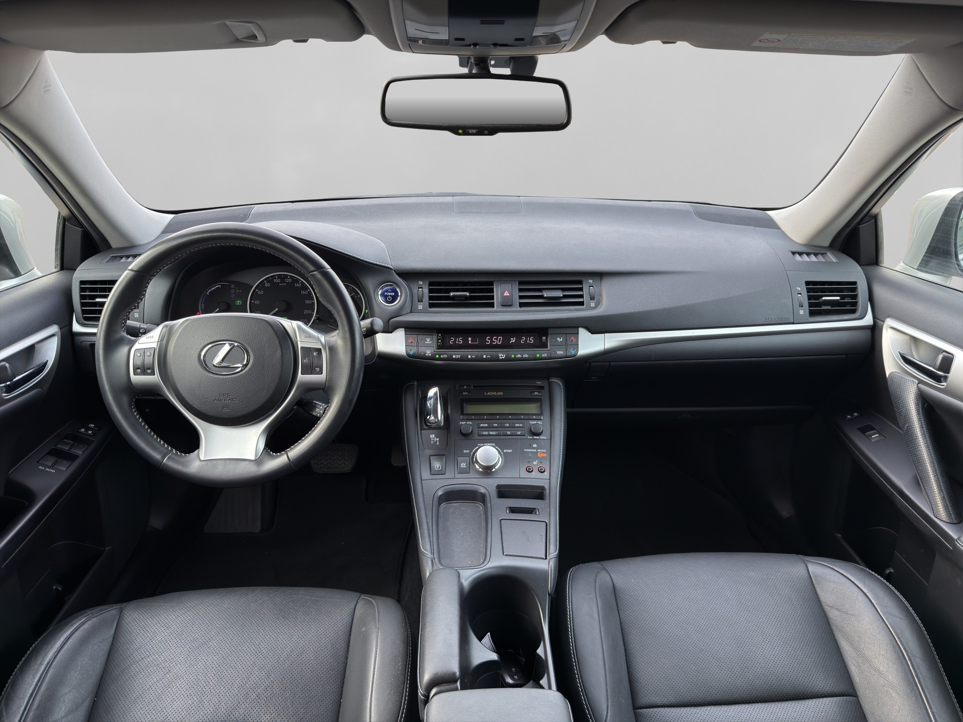 LEXUS CT 200h 1.8 excellence CVT-image-8