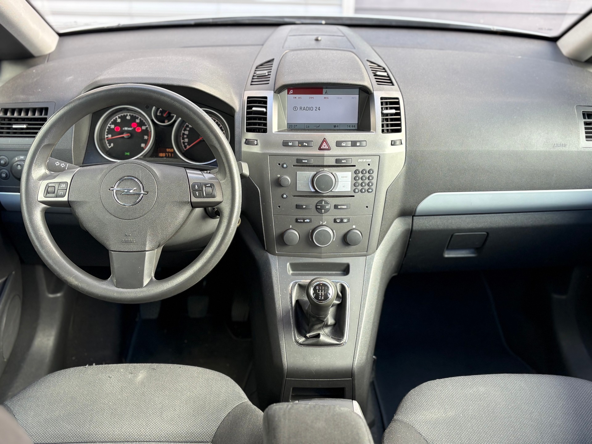 OPEL Zafira 1.6i 16V CNG-image-8