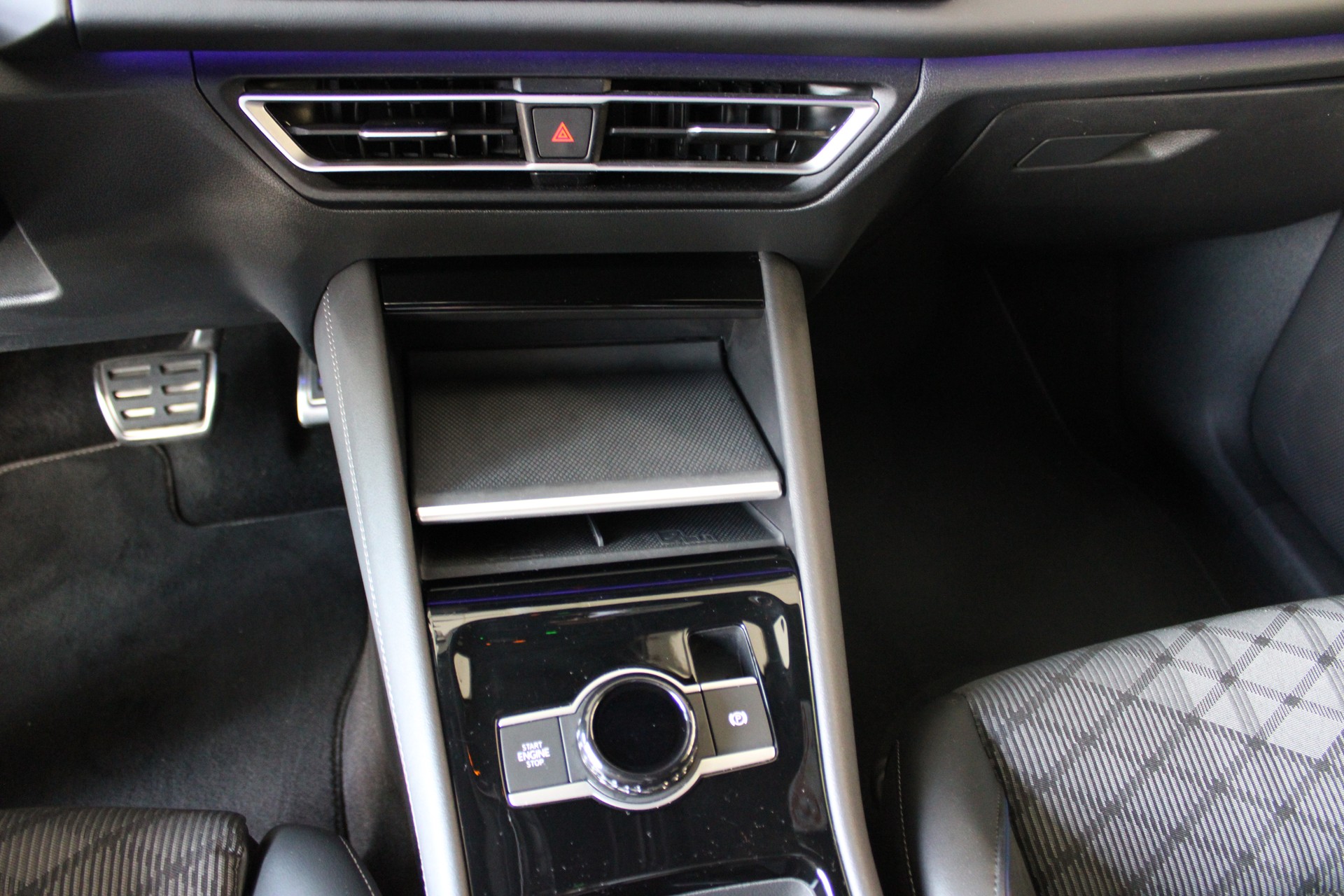 VW Tiguan 1.5 TSI evo2 mHEV R-Line DSG-image-14