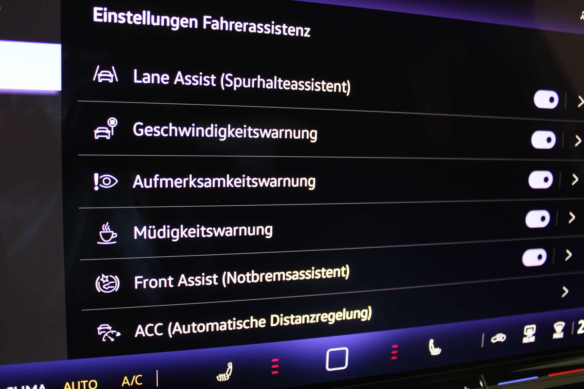 VW Tiguan 1.5 TSI evo2 mHEV R-Line DSG-image-25