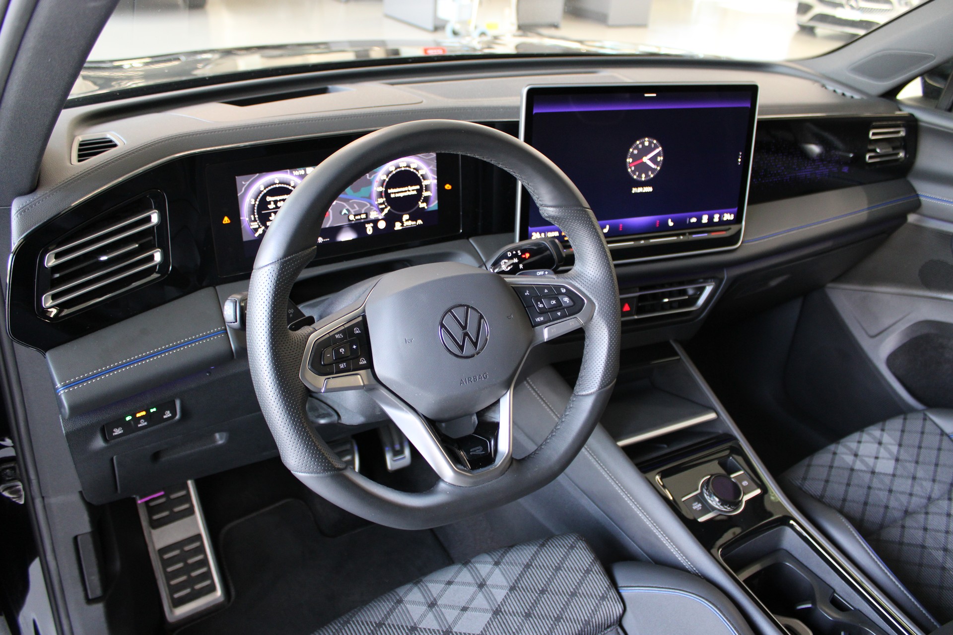 VW Tiguan 1.5 TSI evo2 mHEV R-Line DSG-image-10