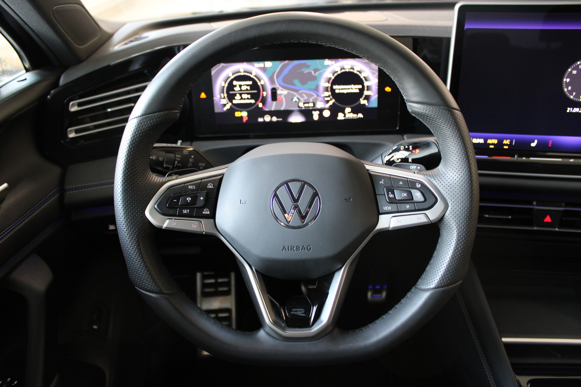 VW Tiguan 1.5 TSI evo2 mHEV R-Line DSG-image-12