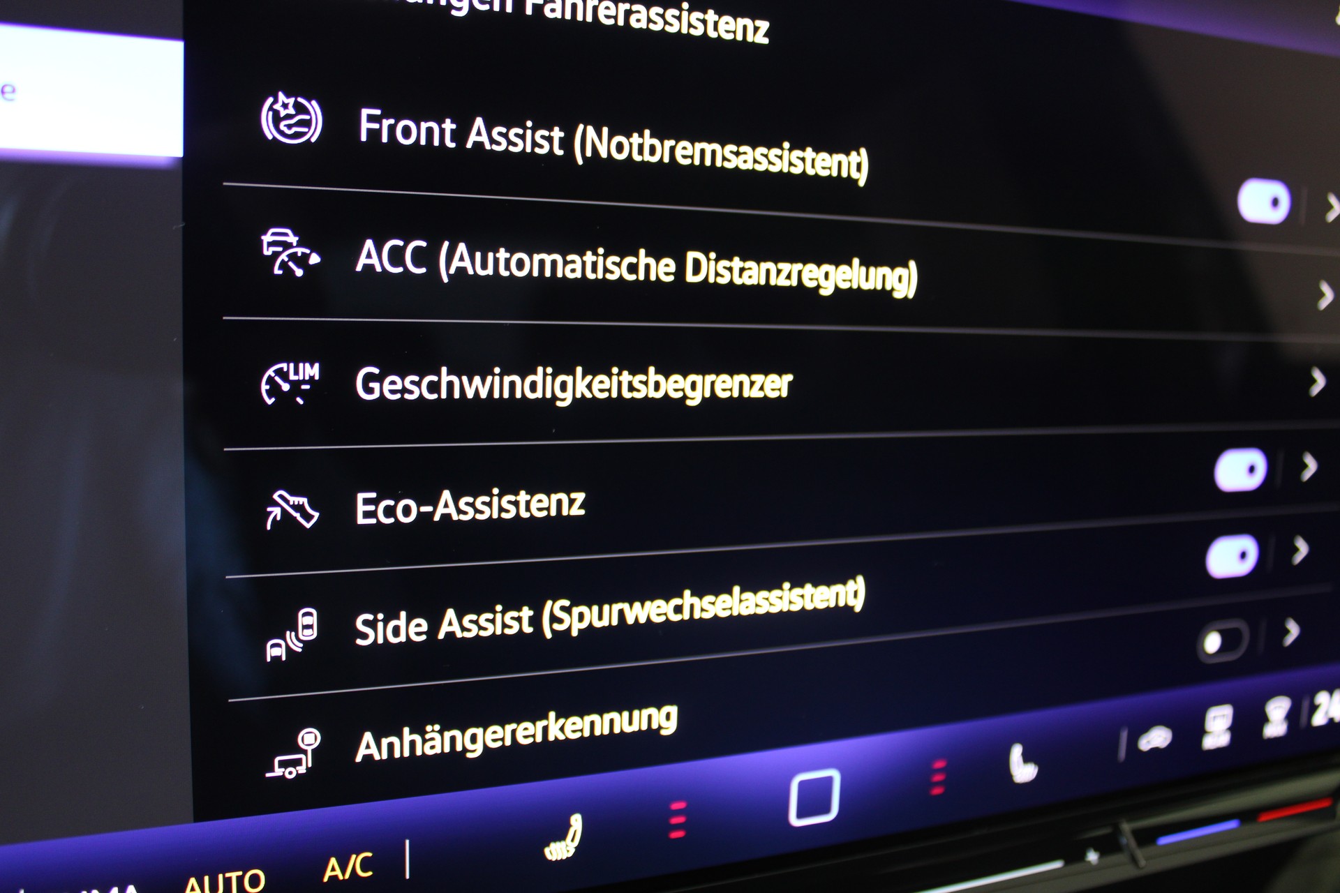 VW Tiguan 1.5 TSI evo2 mHEV R-Line DSG-image-26