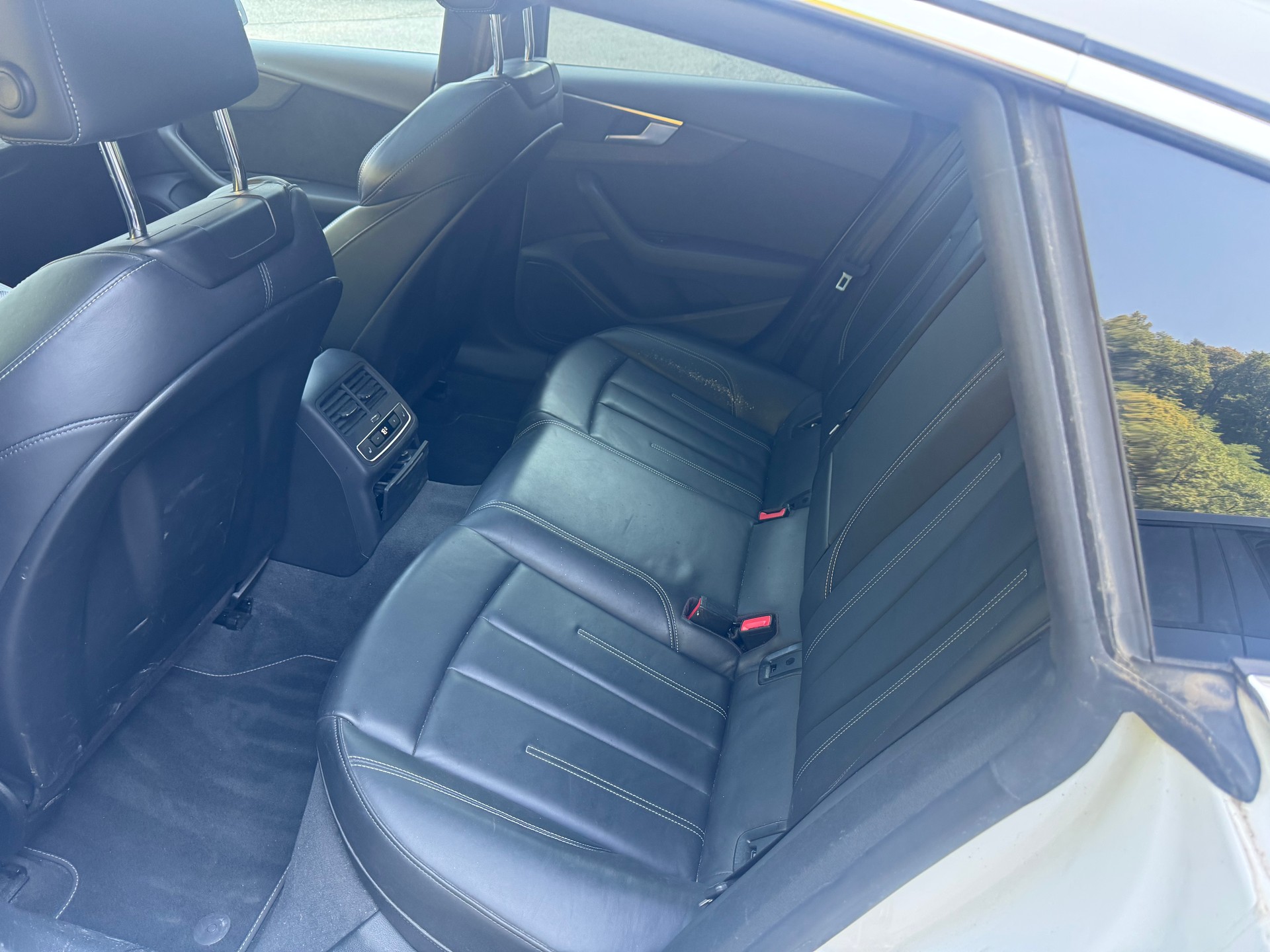 AUDI A5 Sportback 2.0 TDI Sport quattro S-tronic-image-9