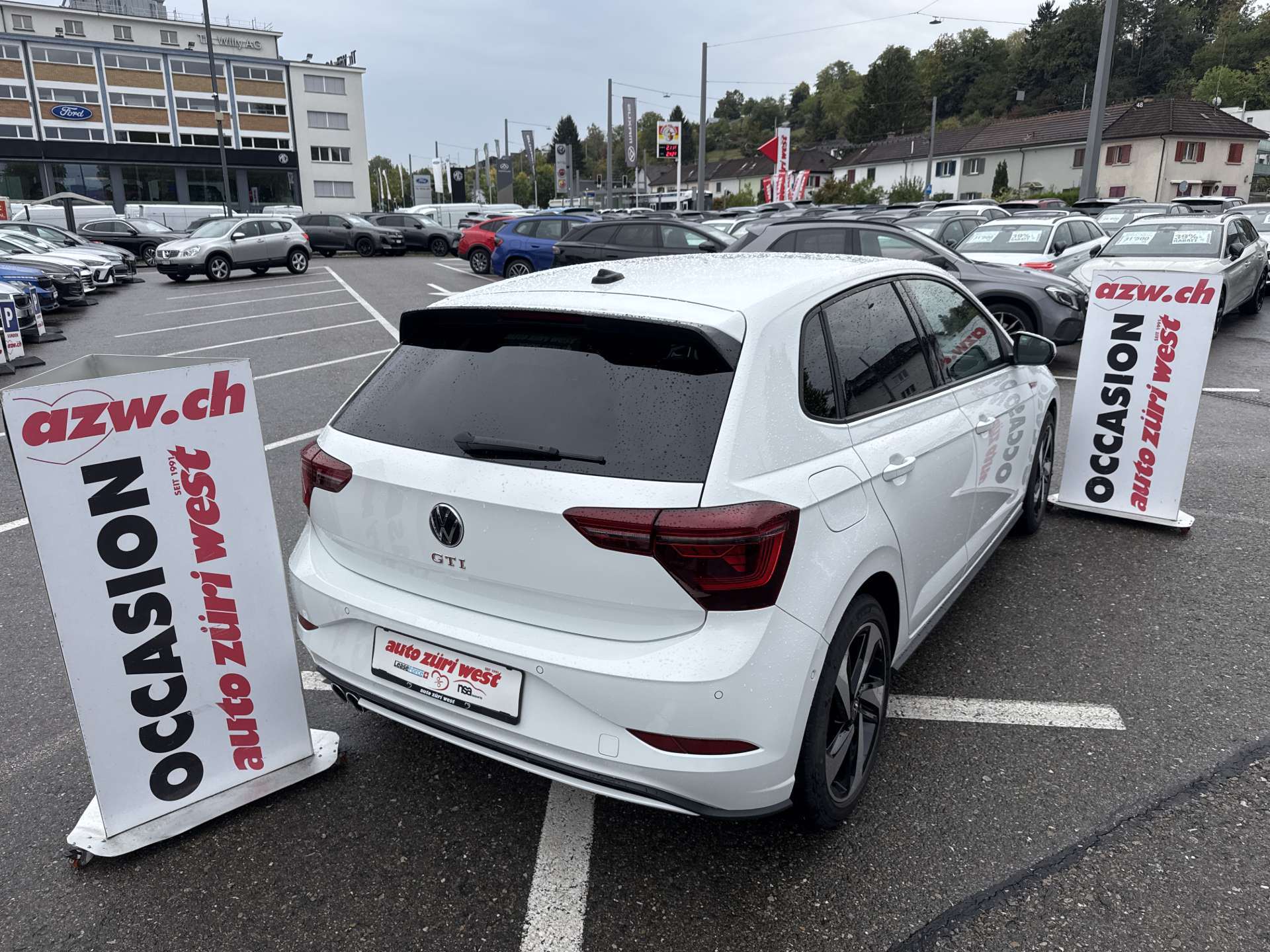VW Polo 2.0 TSi GTi 207PS DSG-Automat-image-2