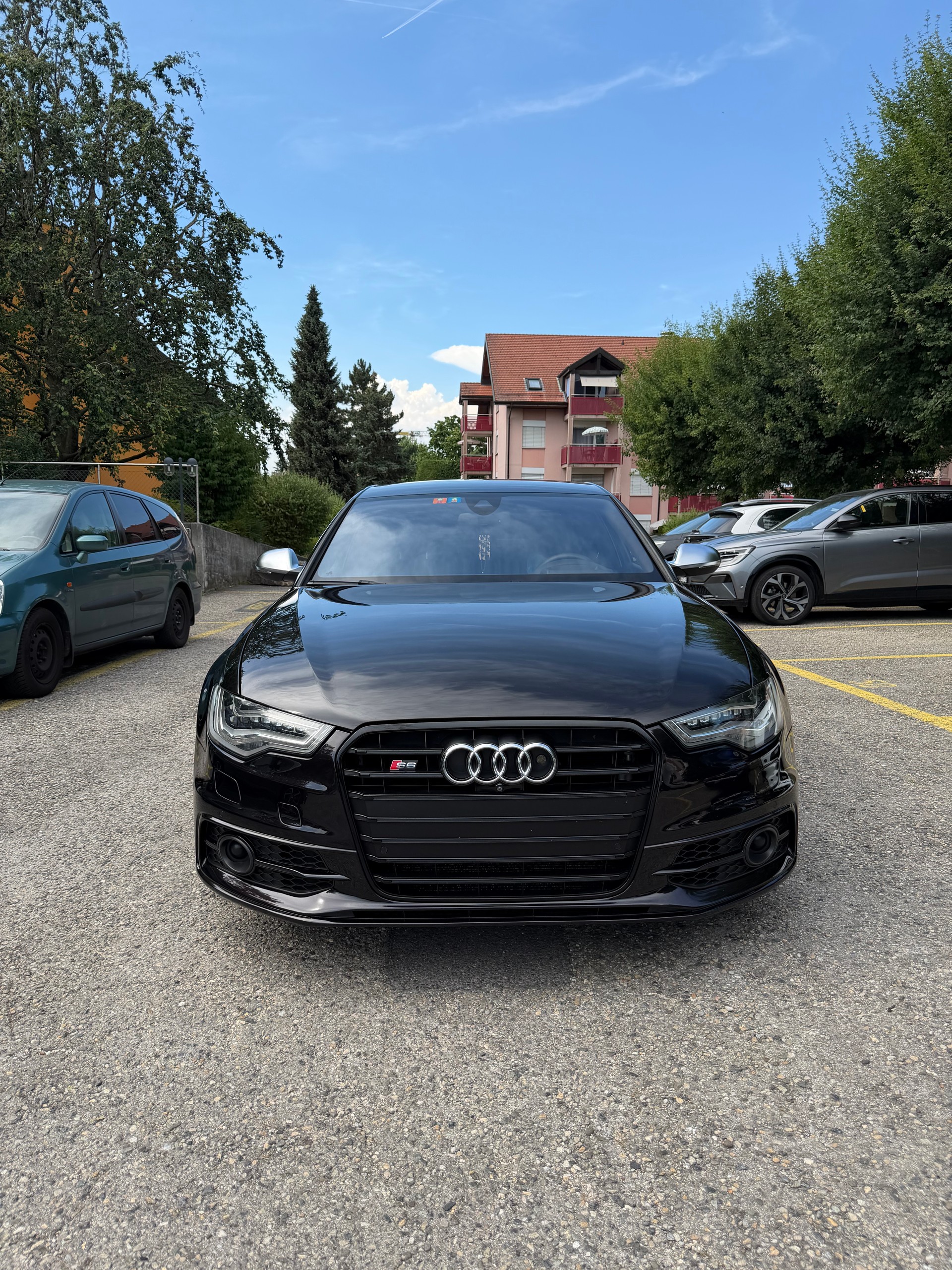 AUDI 4.0 V8 TFSI quattro S-Tronic-image-1