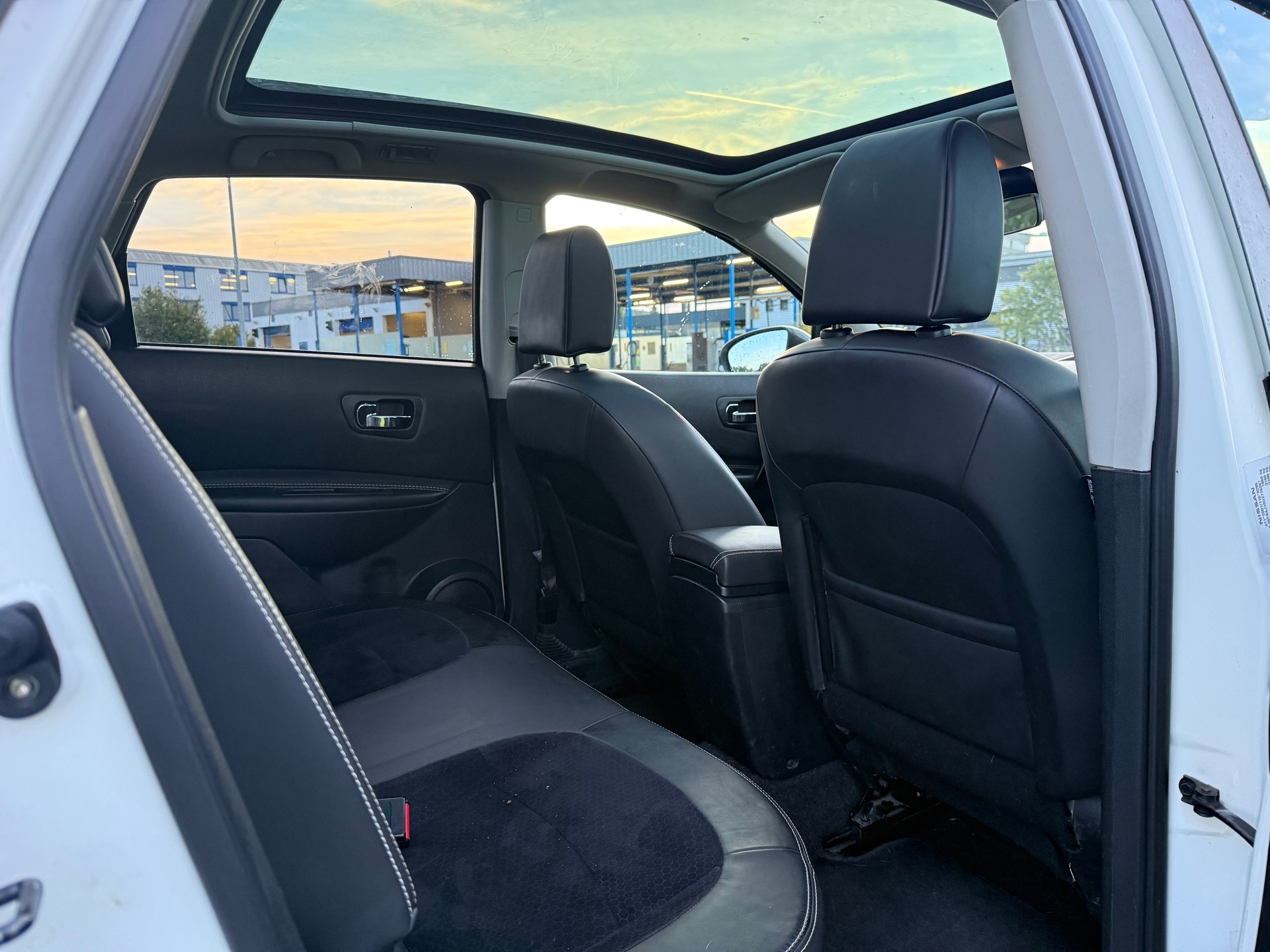 NISSAN Qashqai 2.0 tekna XTronic CVT-image-18