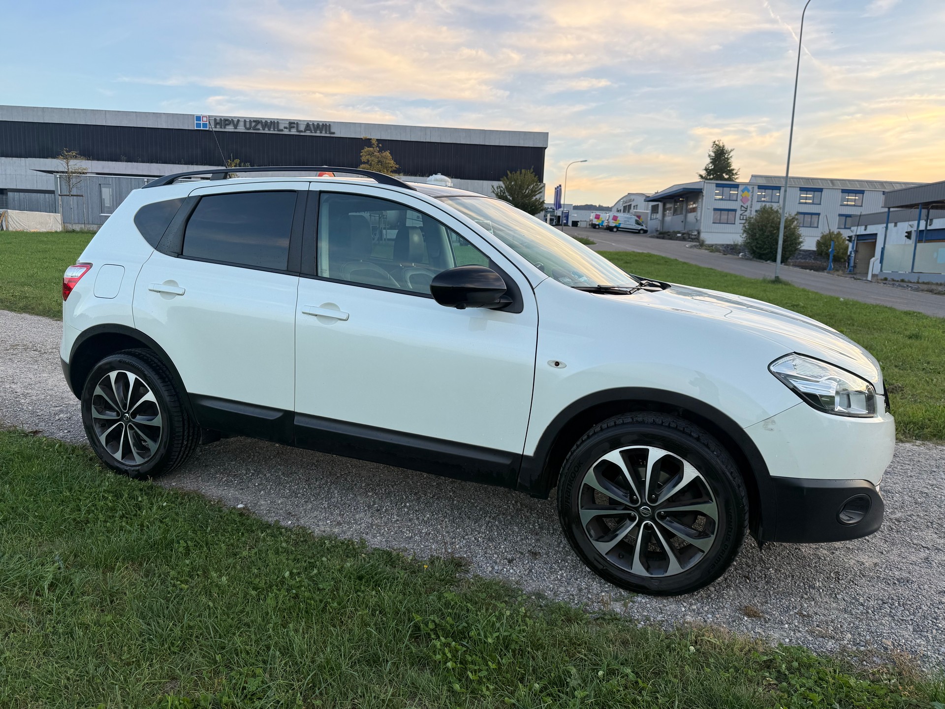 NISSAN Qashqai 2.0 tekna XTronic CVT-image-4