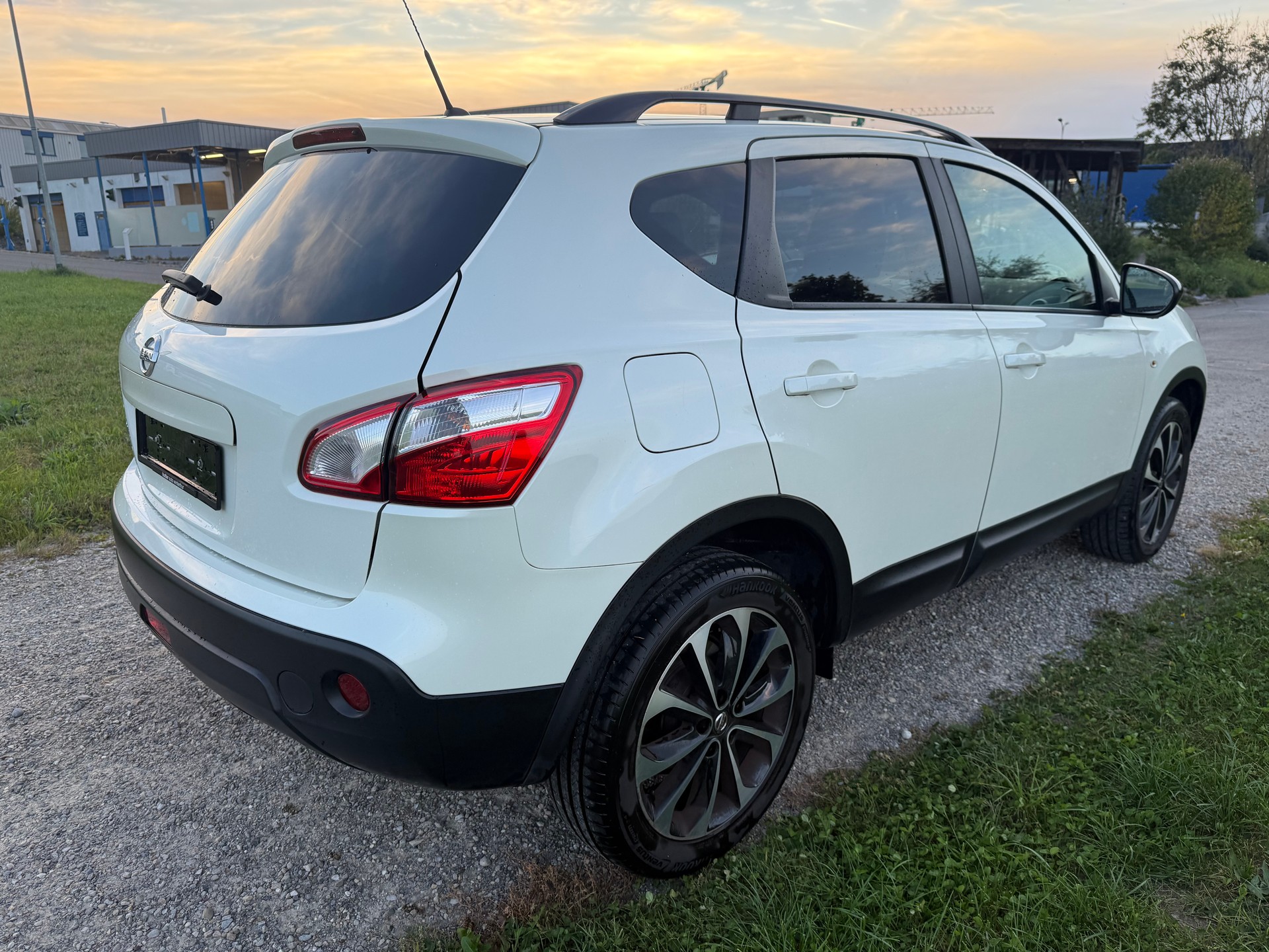 NISSAN Qashqai 2.0 tekna XTronic CVT-image-12