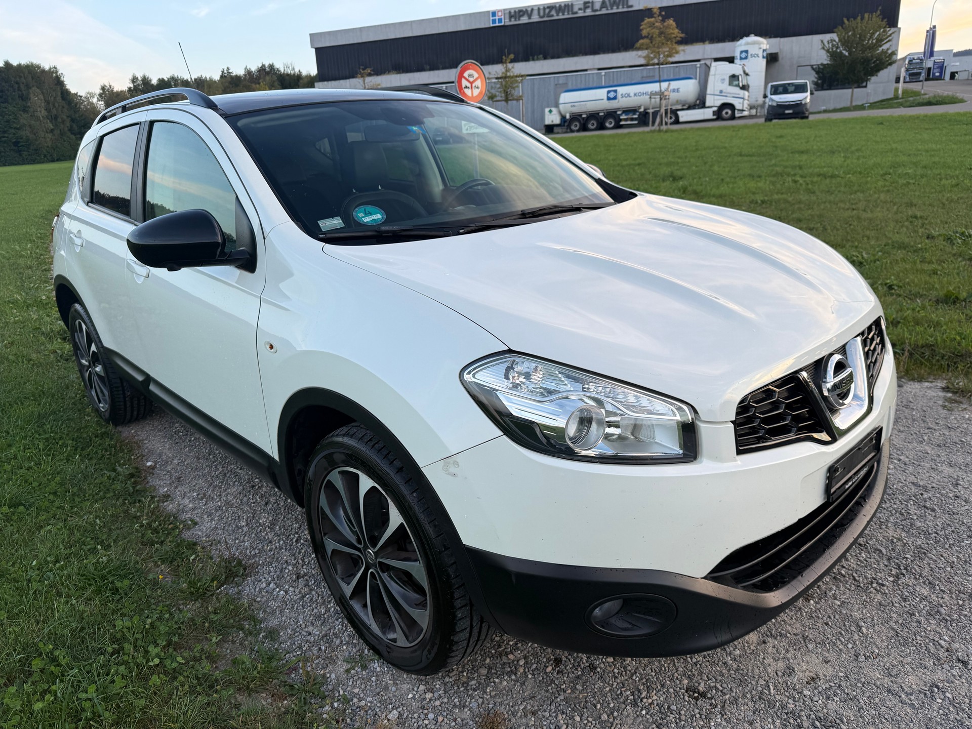 NISSAN Qashqai 2.0 tekna XTronic CVT-image-6
