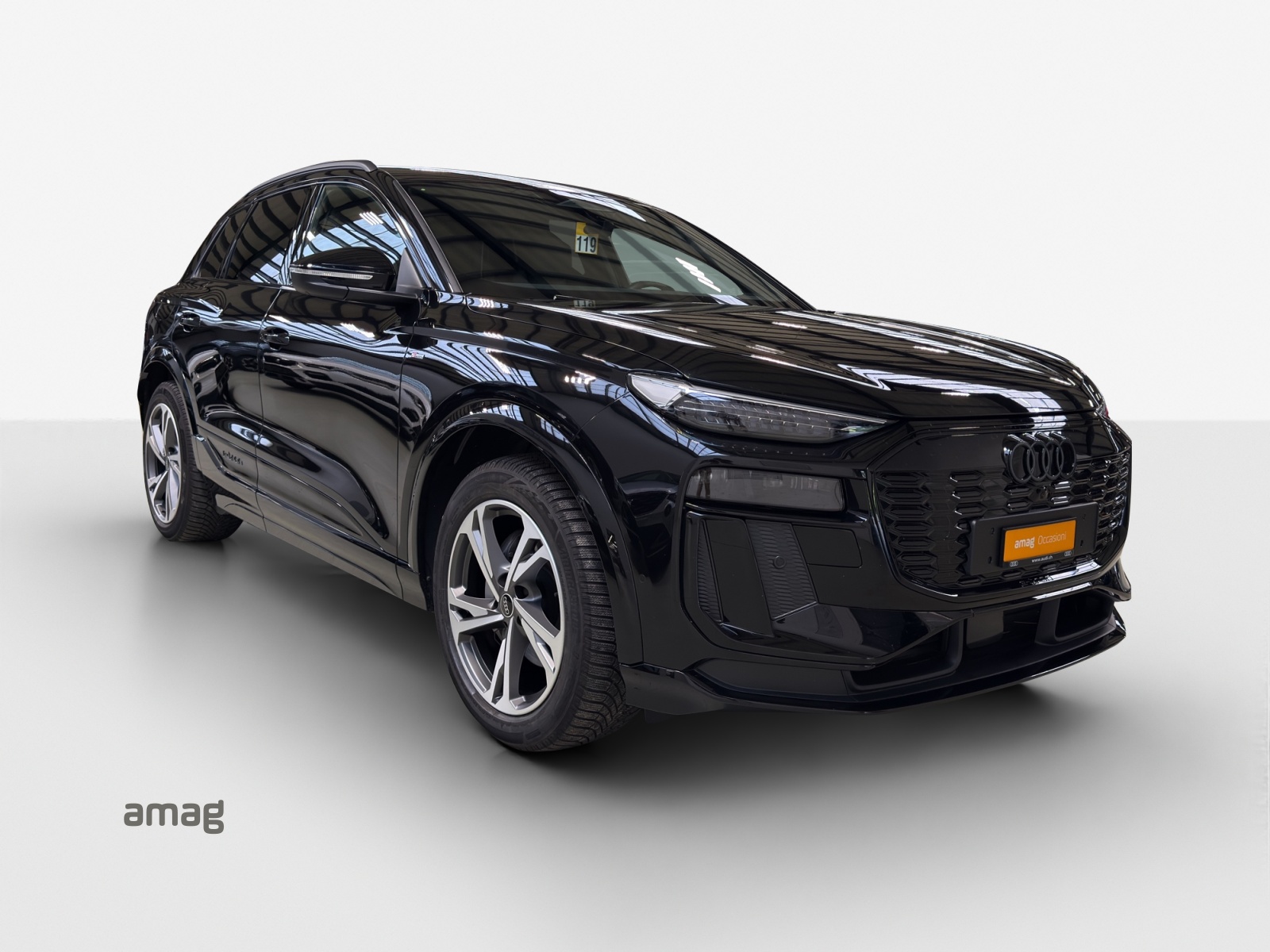 AUDI Q6 e-tron quattro-image-6