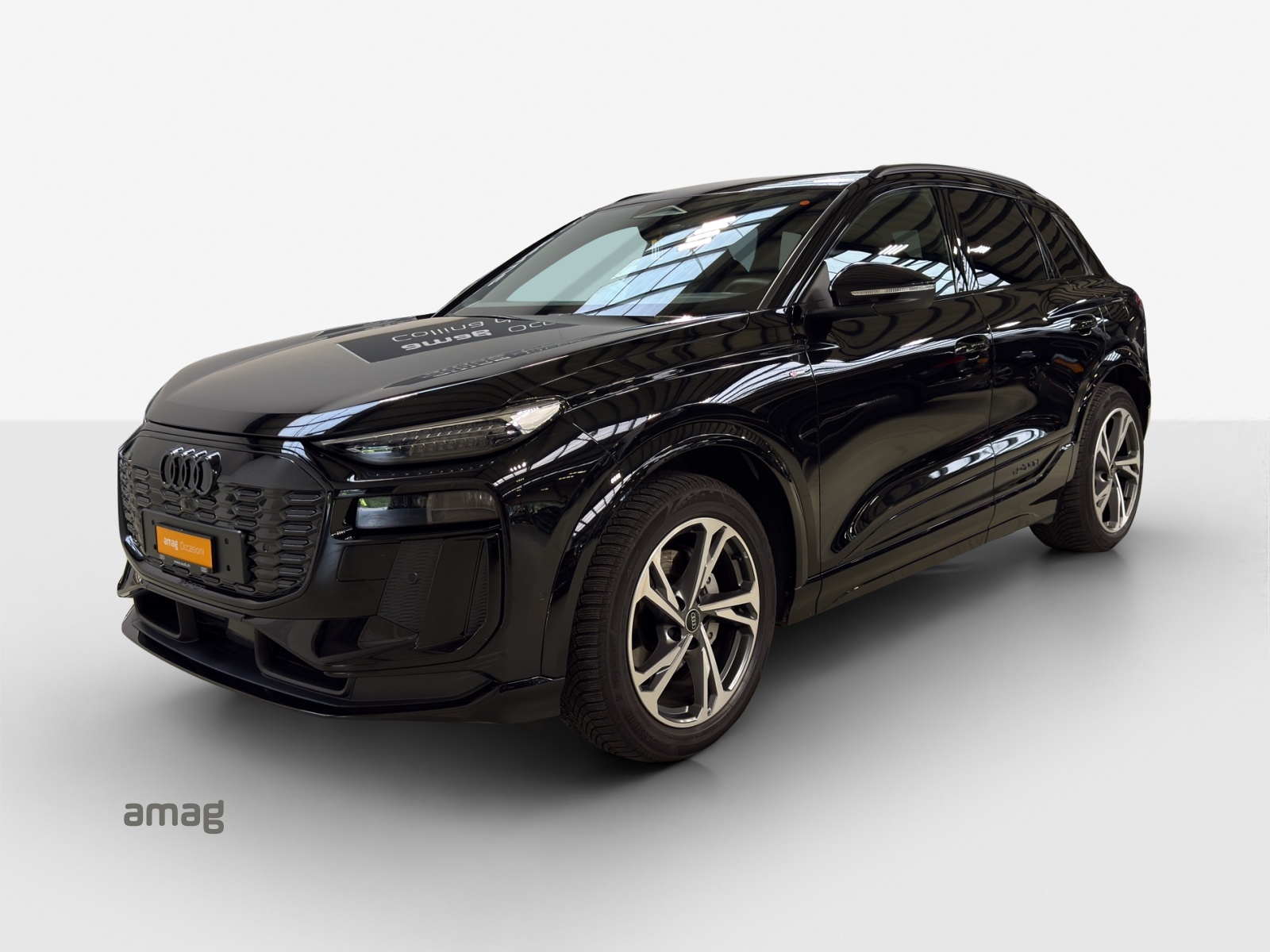 AUDI Q6 e-tron quattro-image-0