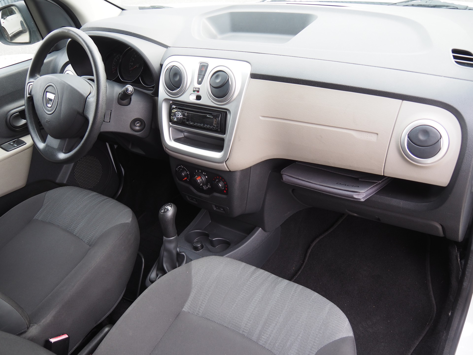 DACIA Lodgy 1.6 Ambiance-image-12