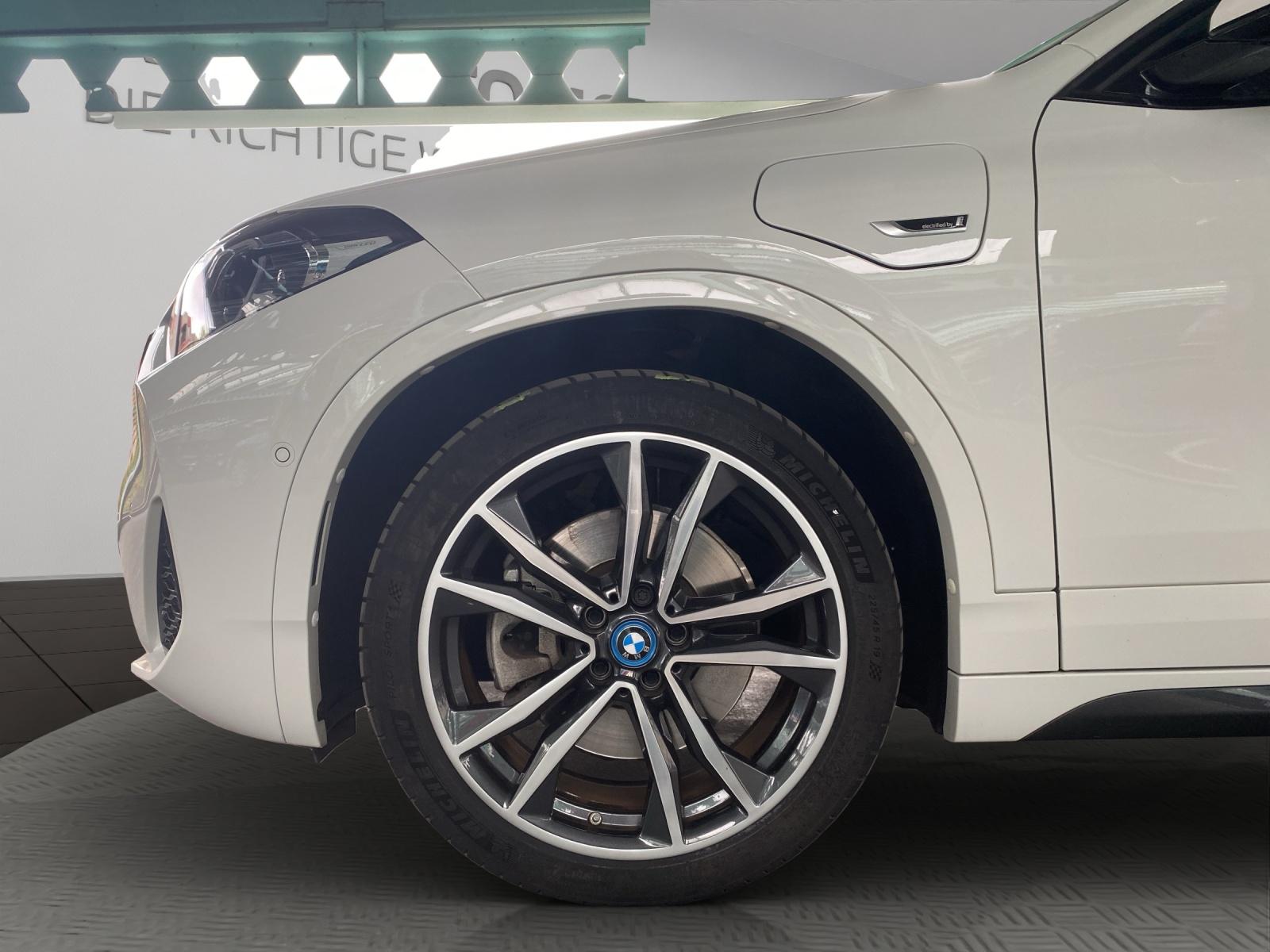 BMW X2 xDrive25e-image-24