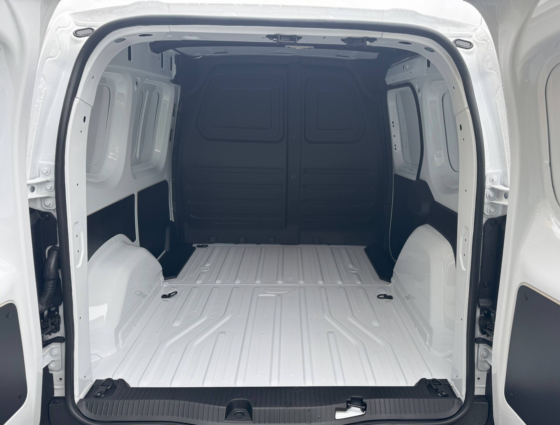 RENAULT Kangoo Van 1.3TCe Standard 130 PF Advance-image-5