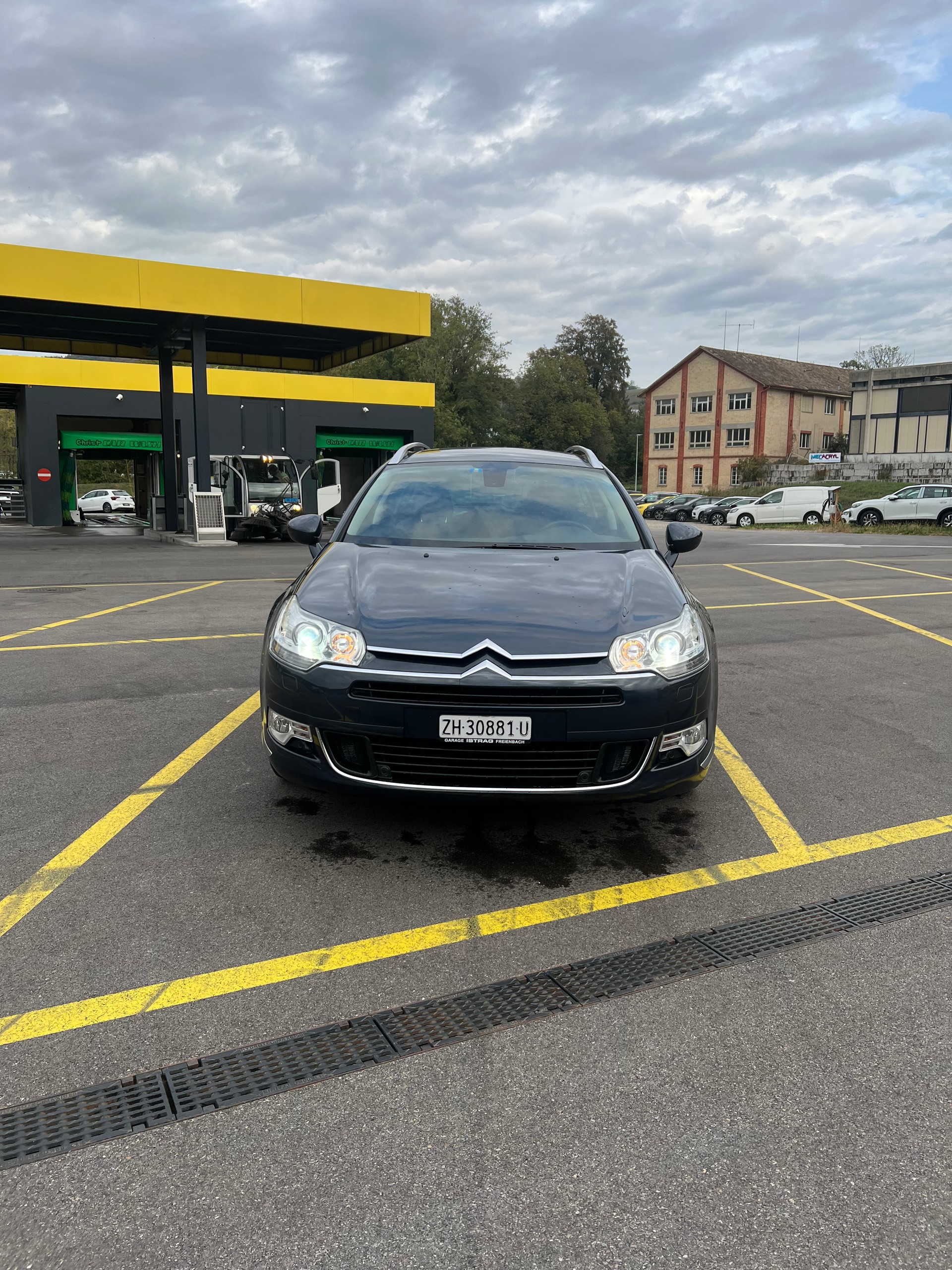 CITROEN C5 Tourer 2.0 HDi Premium Automatic-image-0