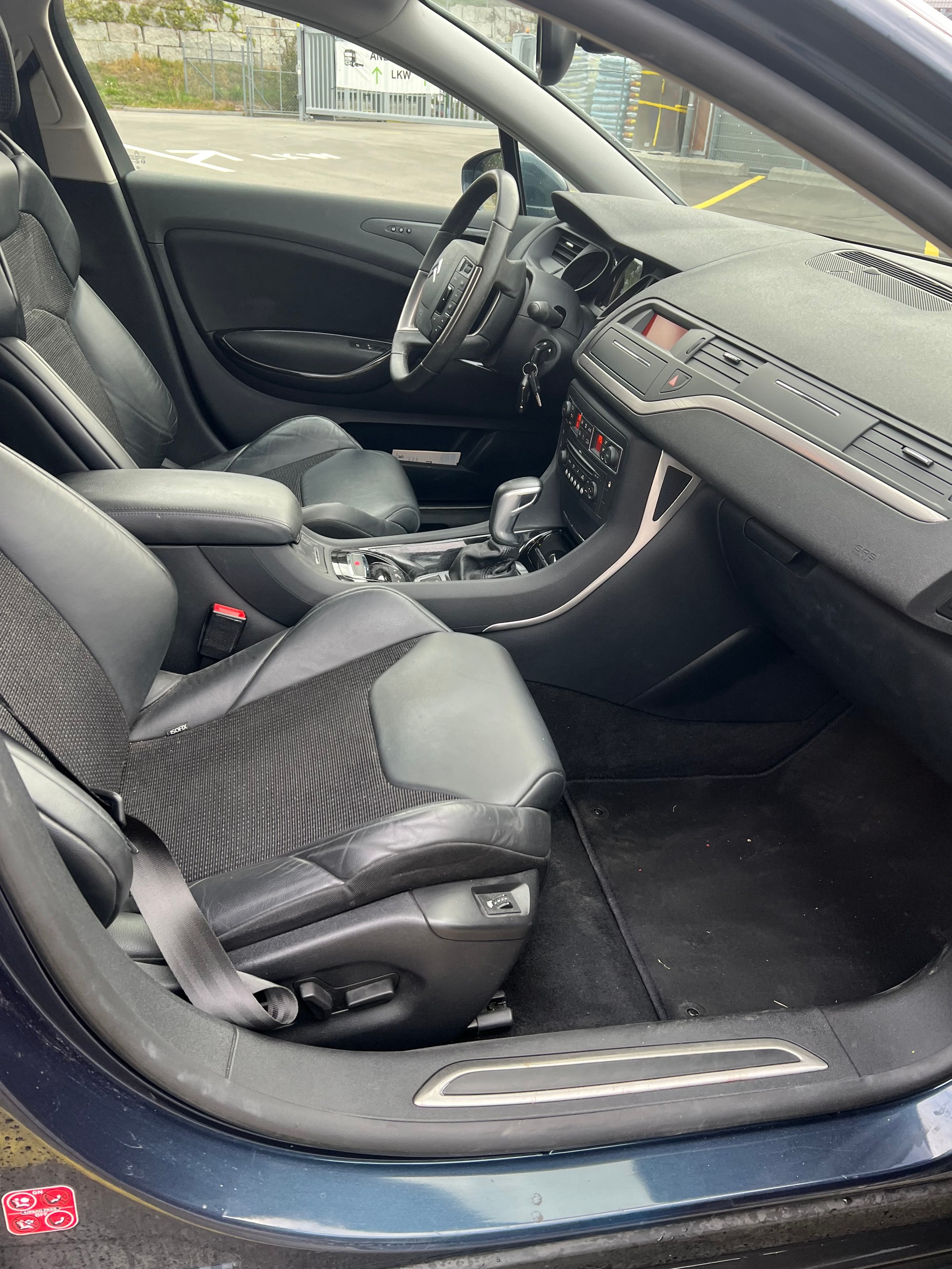 CITROEN C5 Tourer 2.0 HDi Premium Automatic-image-15