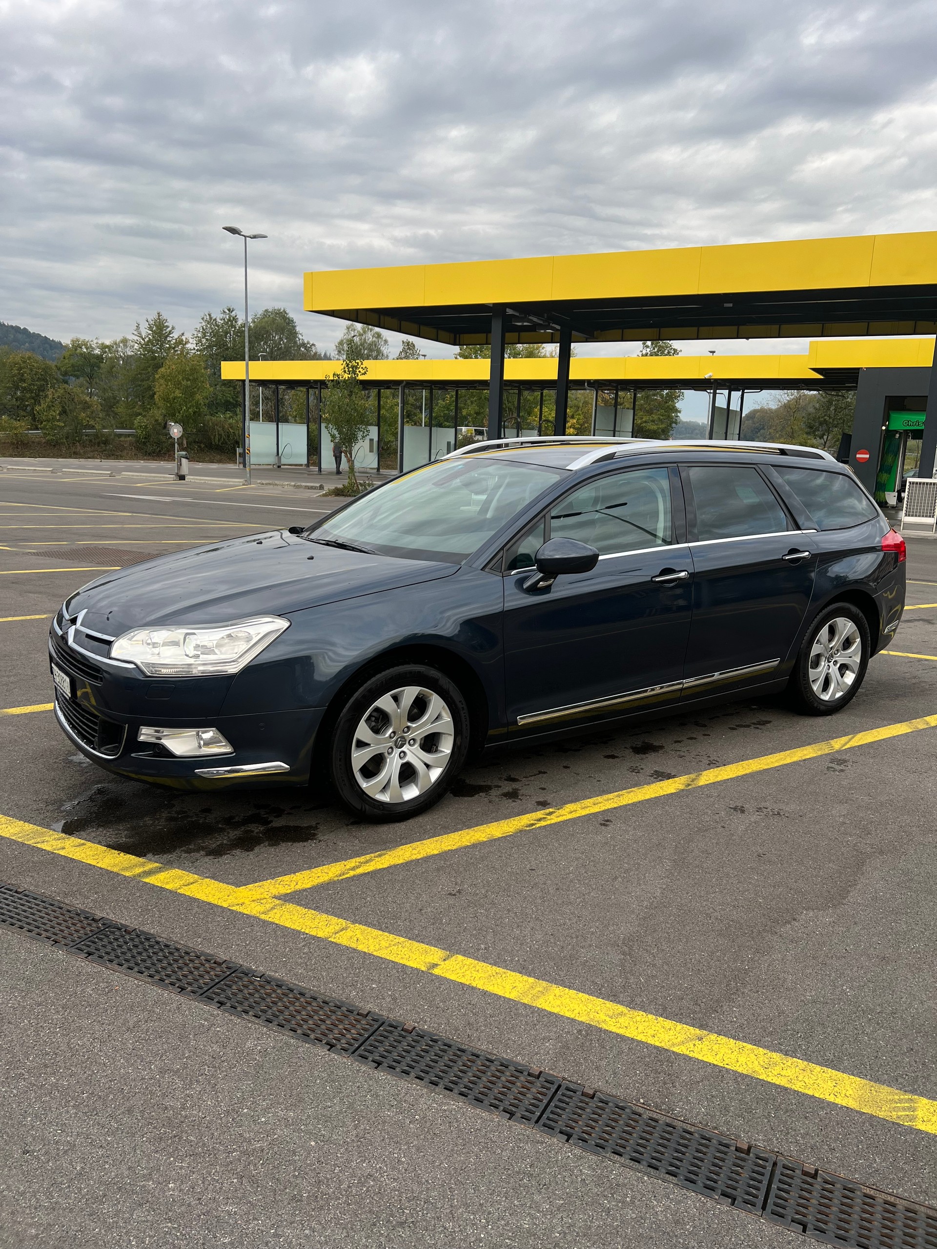 CITROEN C5 Tourer 2.0 HDi Premium Automatic-image-9