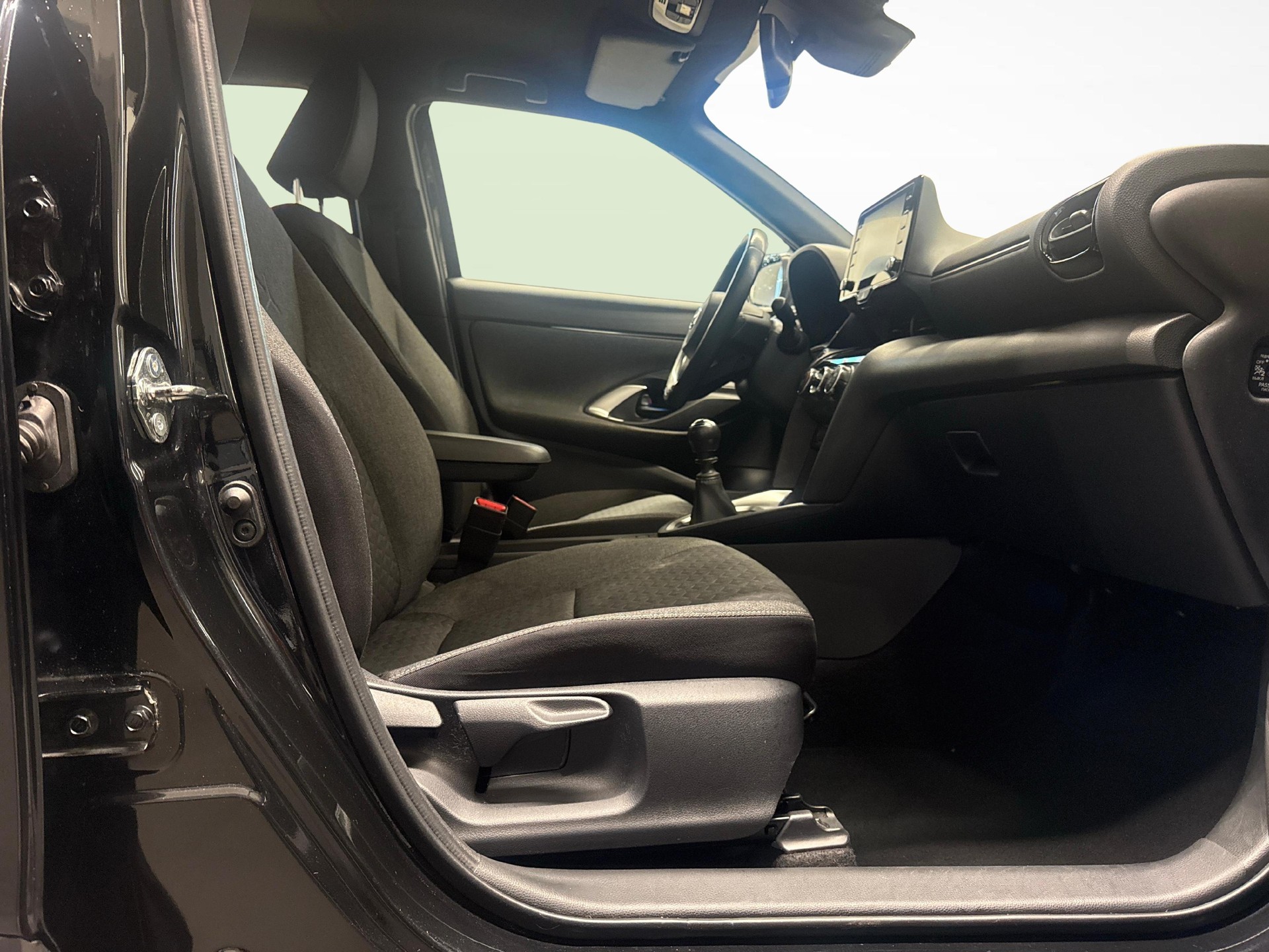 TOYOTA Yaris Cross 1.5 VVT-iE Trend-image-9