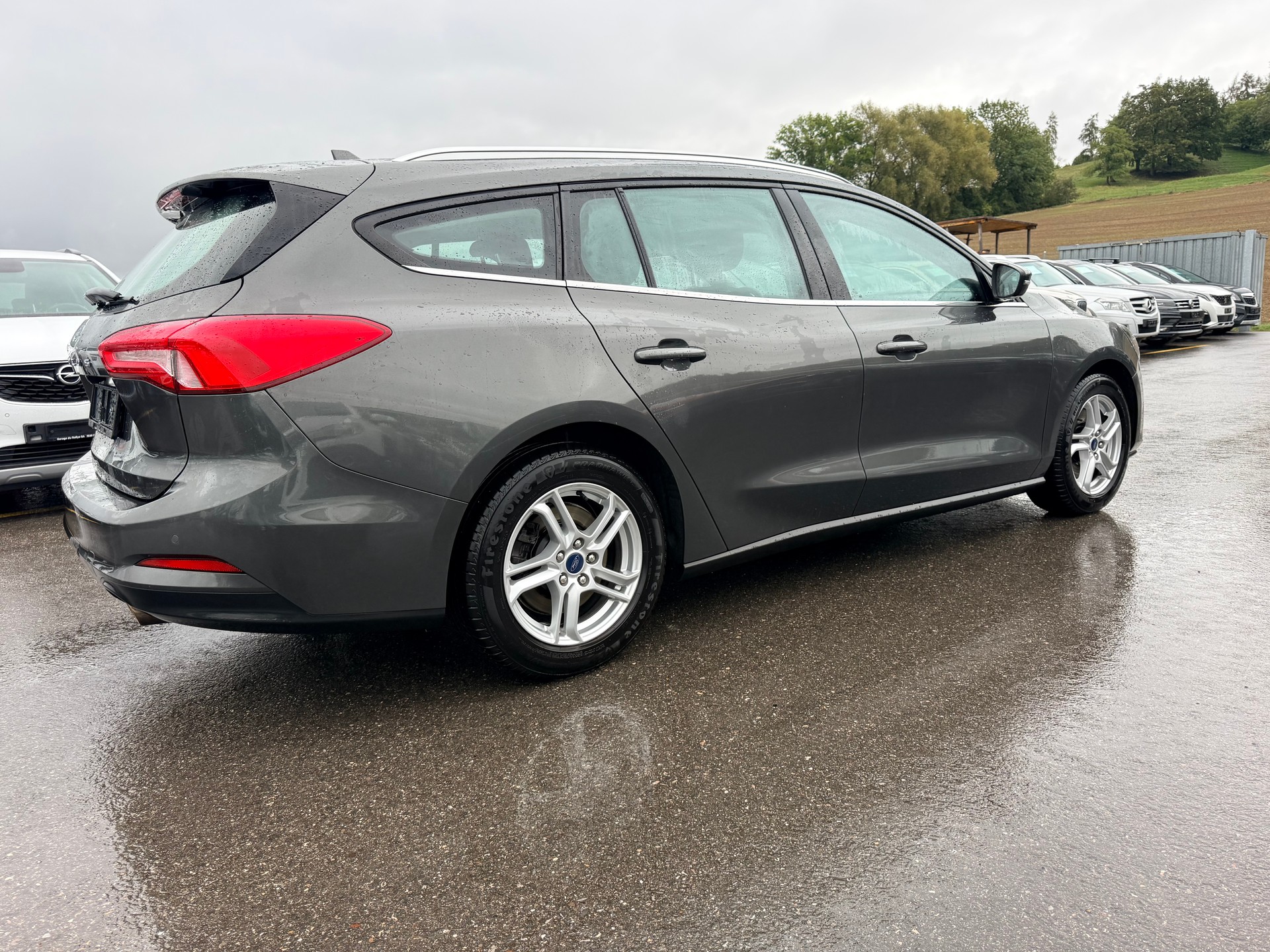 FORD Focus 1.0 SCTi Titanium Automatic-image-6