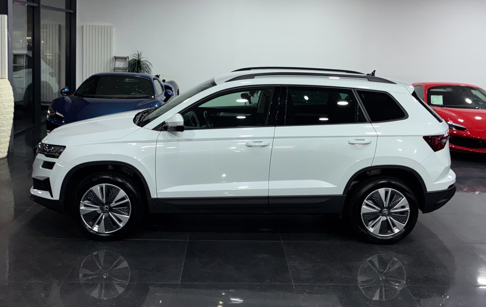 SKODA Karoq 1.5 TSI Ambition DSG-image-3