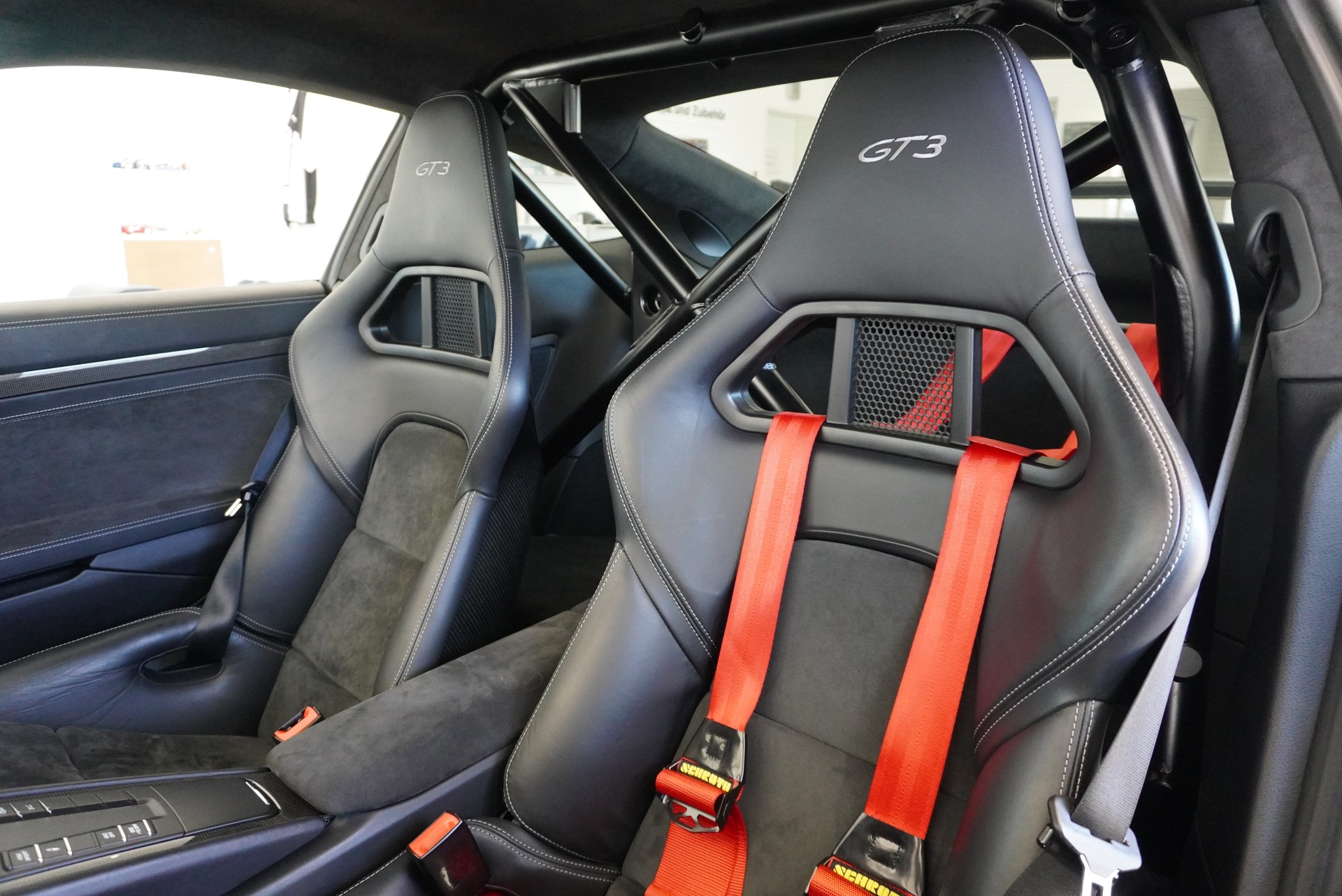 PORSCHE 911 GT3 PDK-image-8