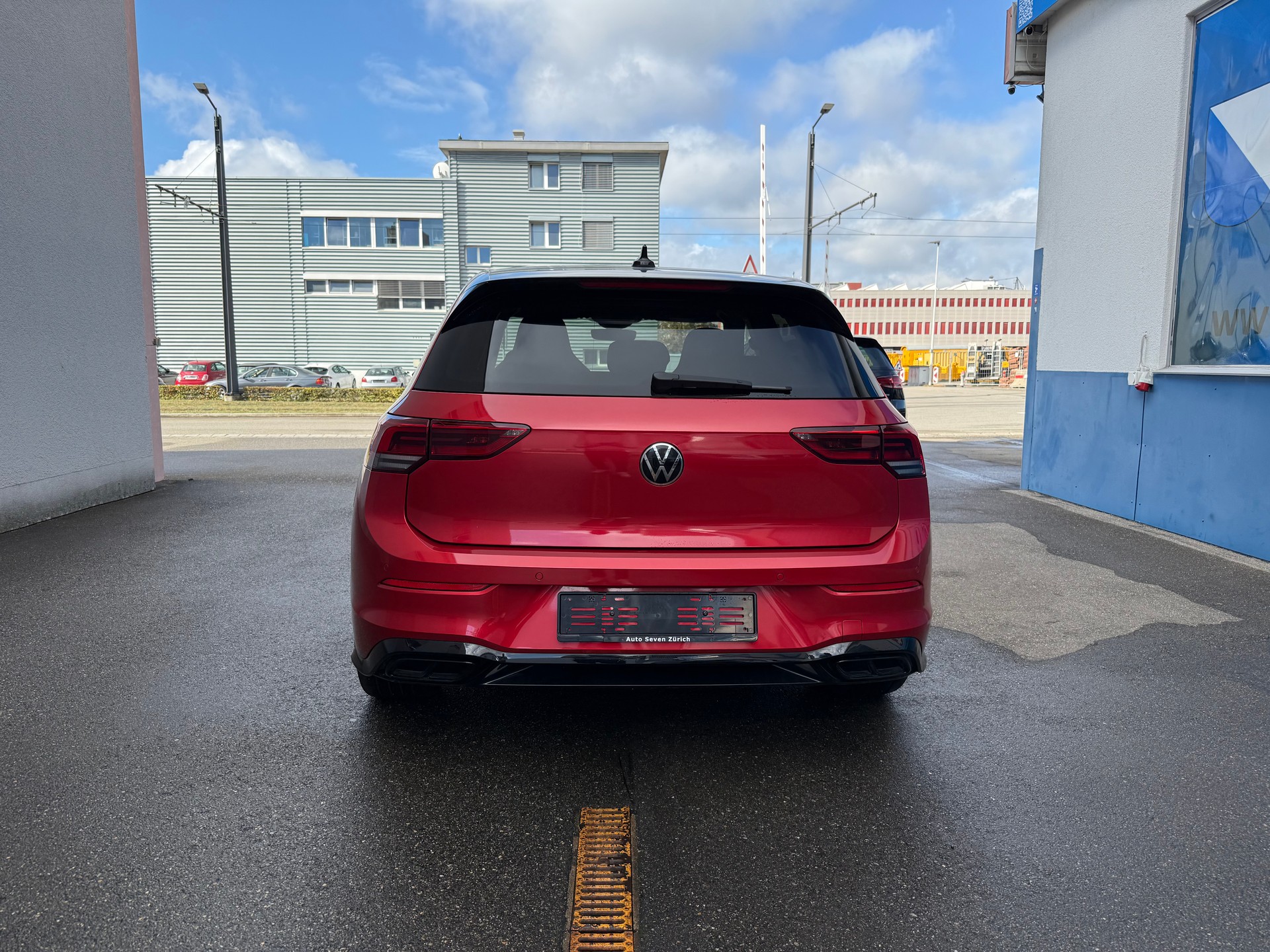 VW Golf 1.5 eTSI mHEV ACT R-Line DSG-image-4
