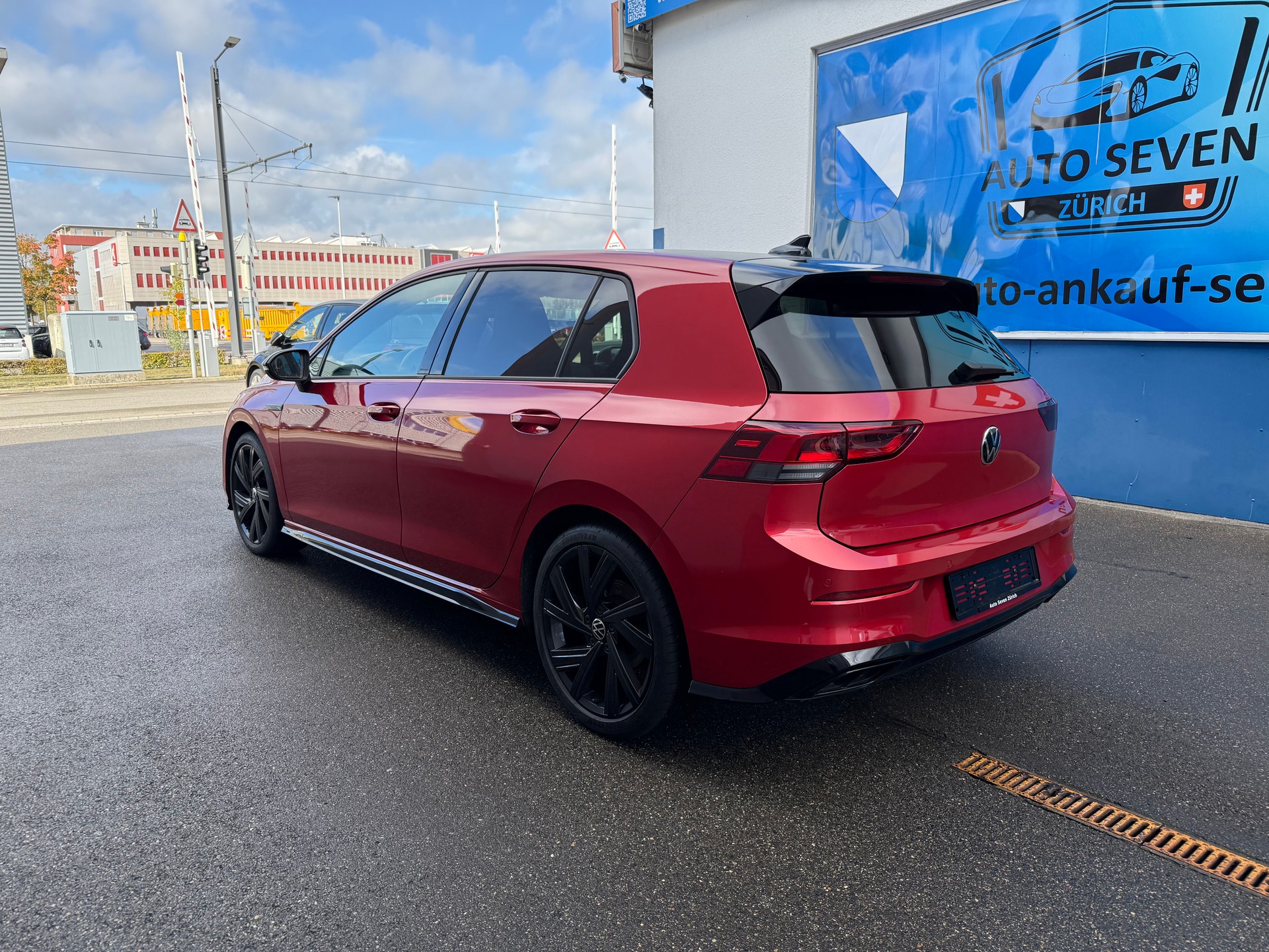 VW Golf 1.5 eTSI mHEV ACT R-Line DSG-image-3