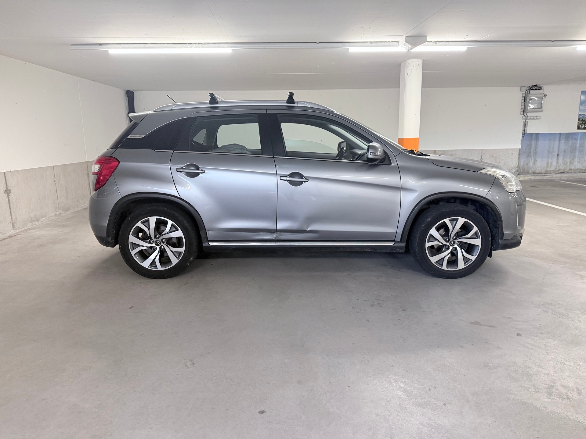 CITROEN C4 Aircross 1.6 HDi 4WD AB MFK & SERVICE-image-5