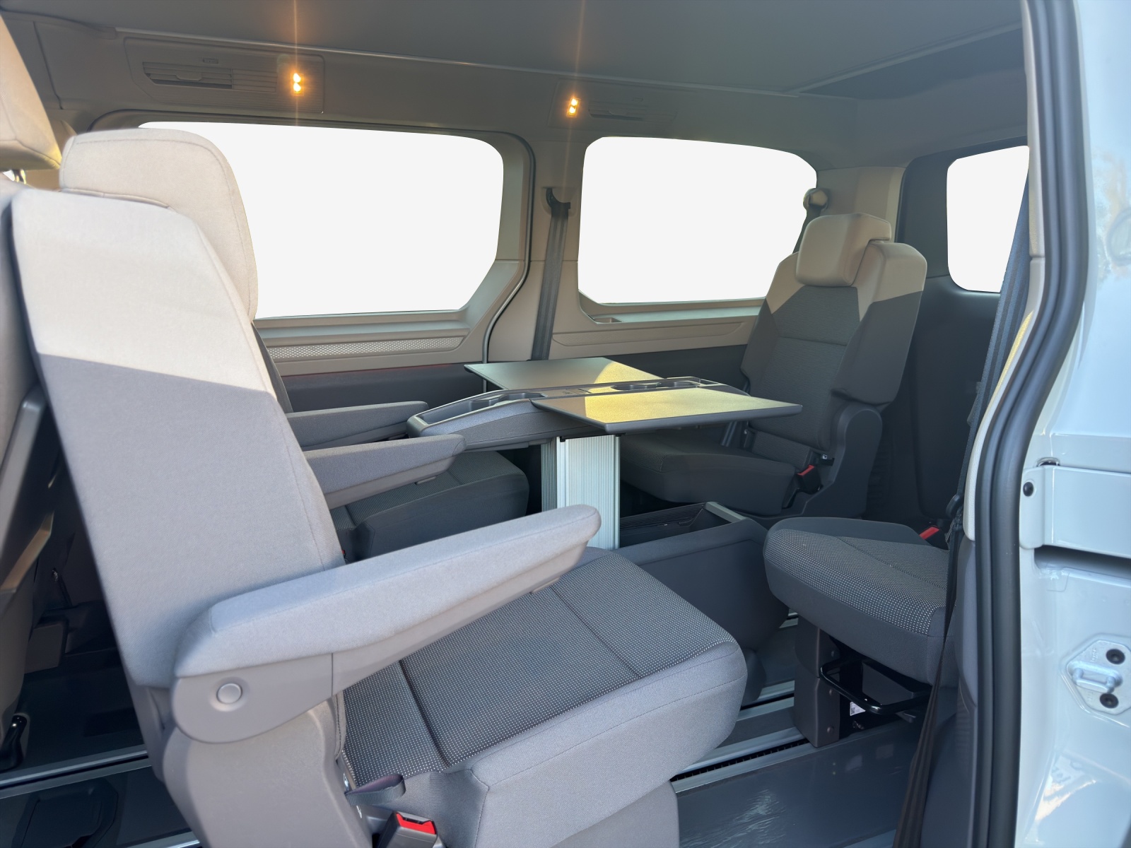 VW California 2.0 TDI Beach Liberty-image-11