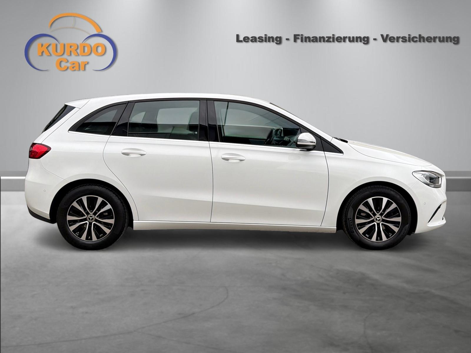 MERCEDES-BENZ B 180 Style-image-6