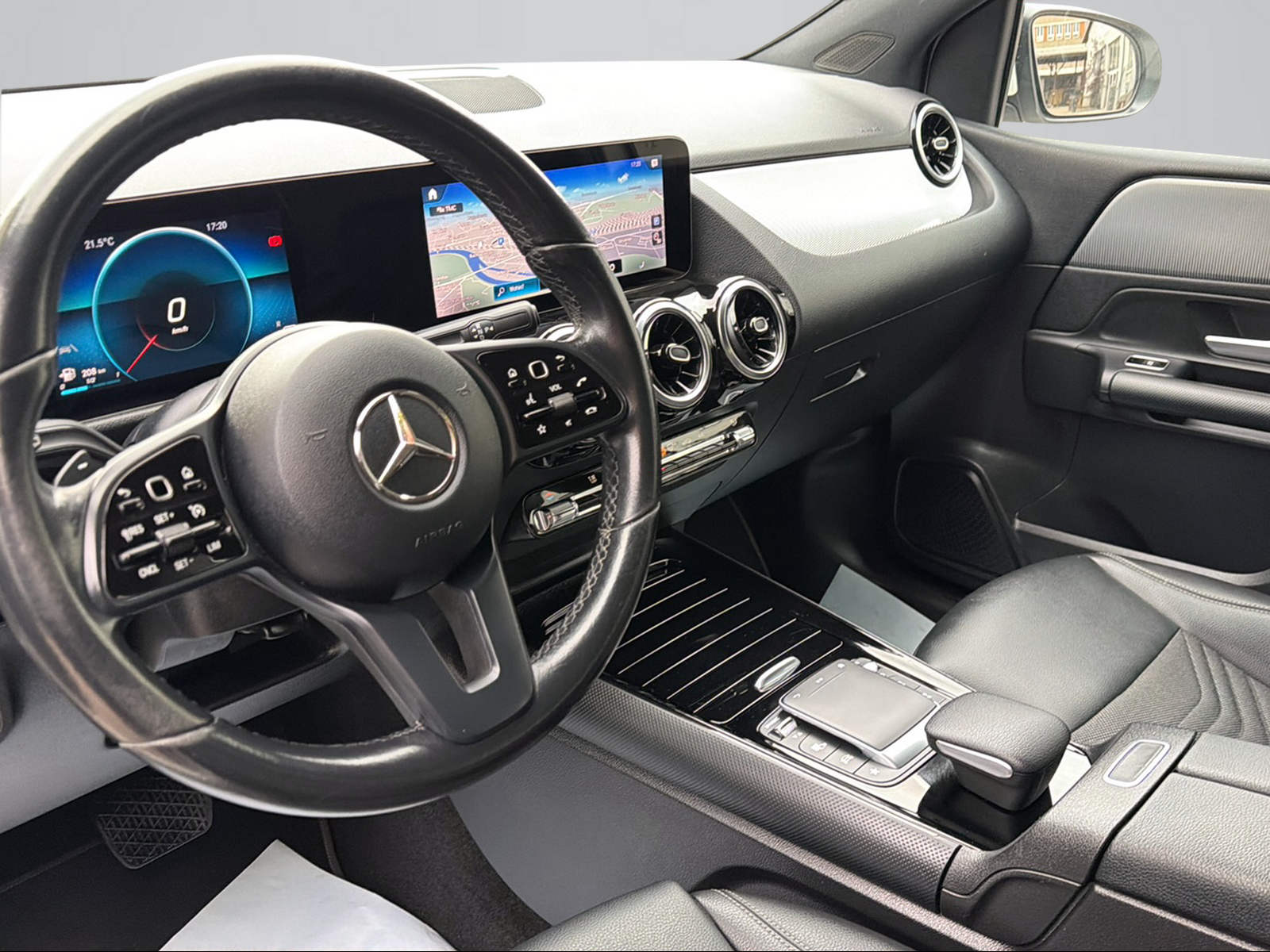 MERCEDES-BENZ B 180 Style-image-15