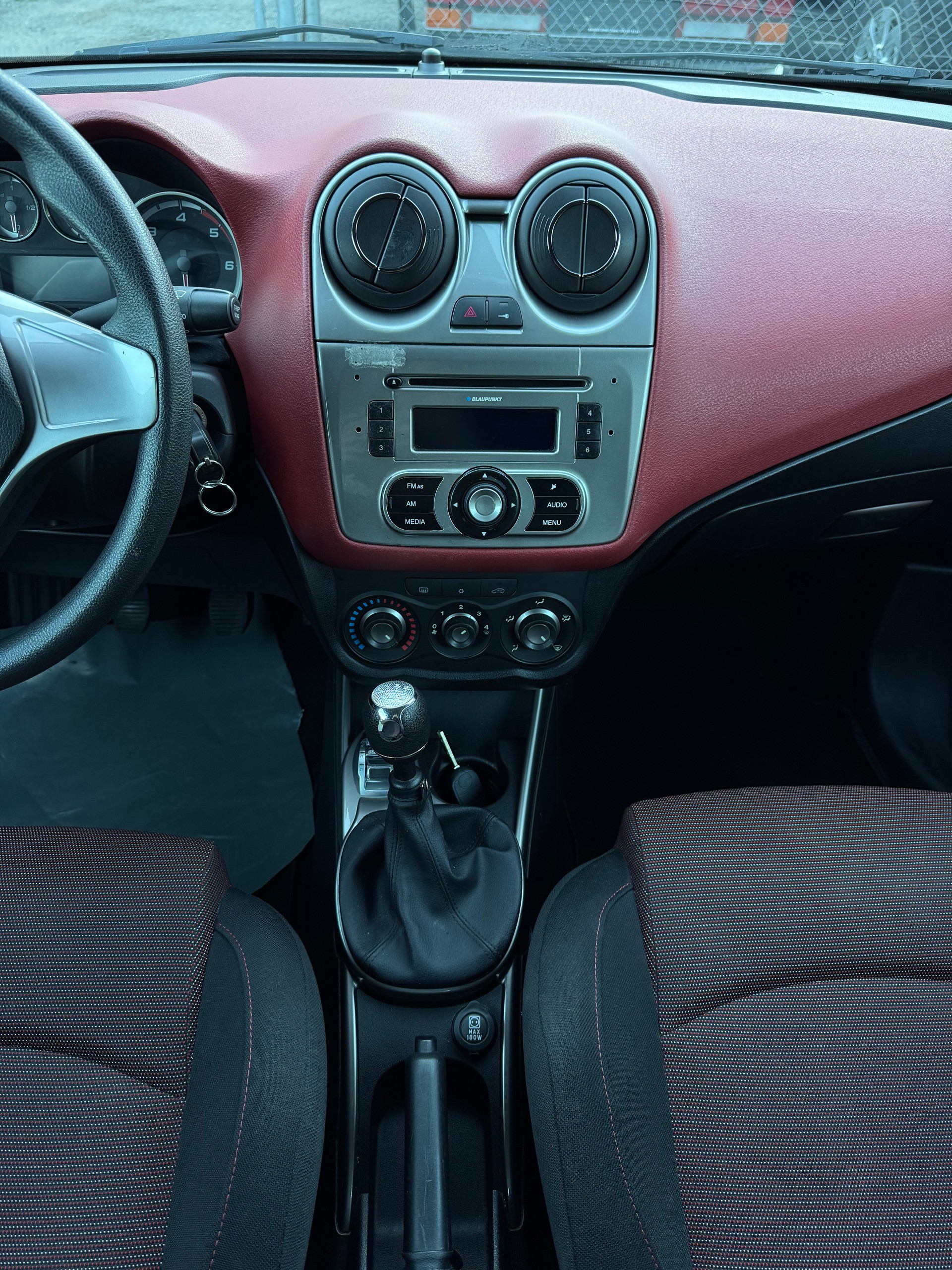 ALFA ROMEO MiTo 1.6 JTD Progression-image-12