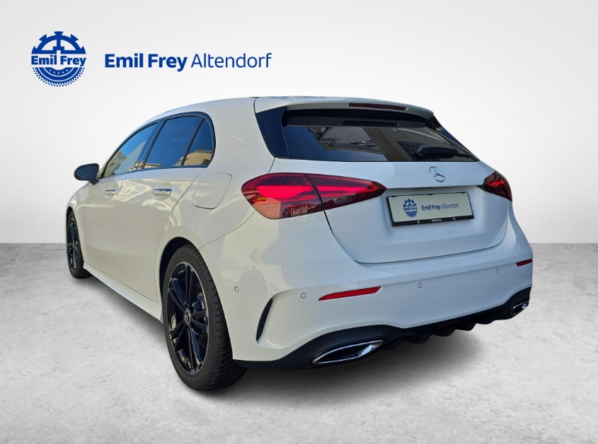 MERCEDES-BENZ A 220 4MATIC AMG Line-showroom-element-2