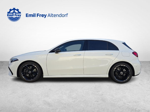 MERCEDES-BENZ A 220 4MATIC AMG Line-showroom-element-1