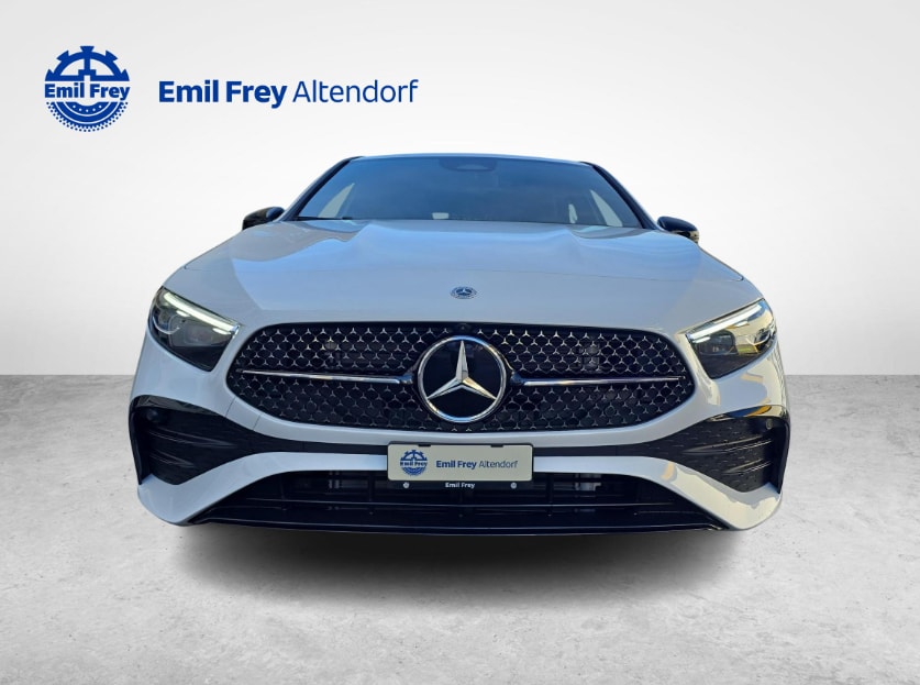 MERCEDES-BENZ A 220 4MATIC AMG Line-image-7