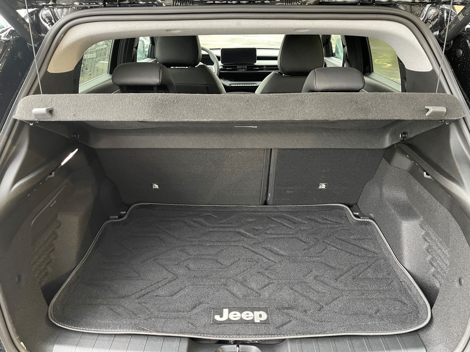 JEEP Avenger 54kWh Summit-image-12