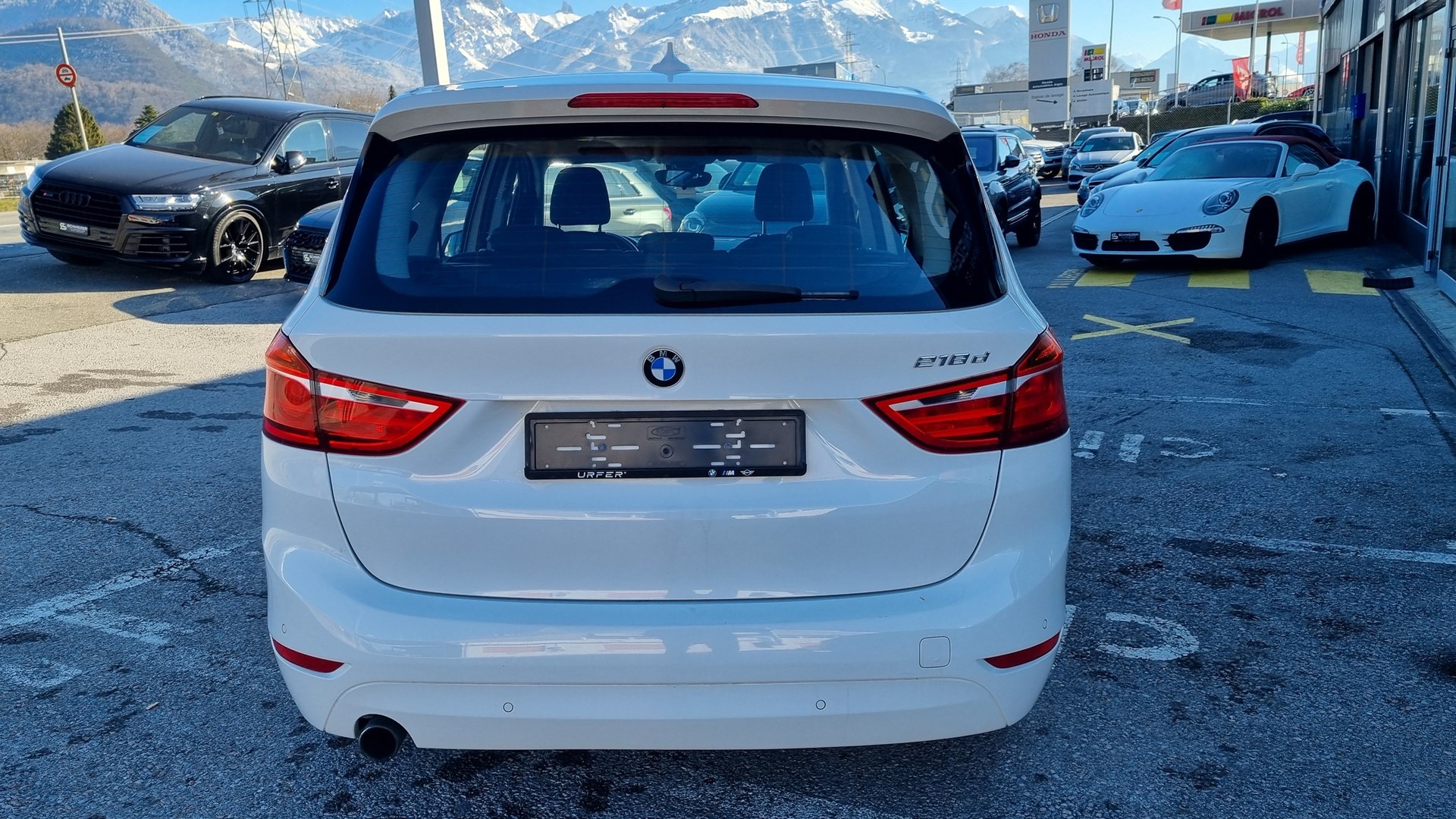 BMW 218d Gran Tourer-image-5