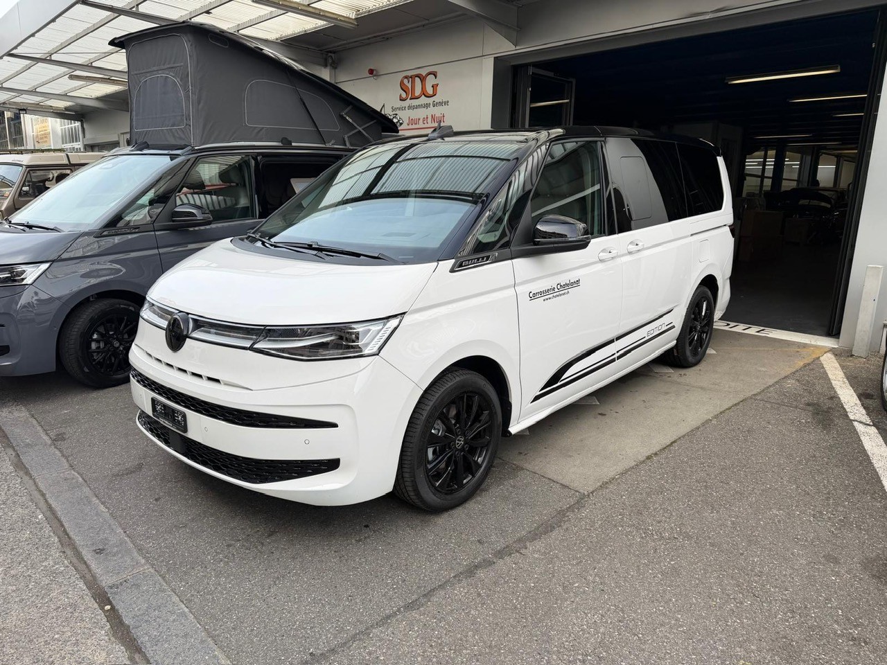 VW Multivan 1.4 eHybrid Life Edition DSG Lang-image-4