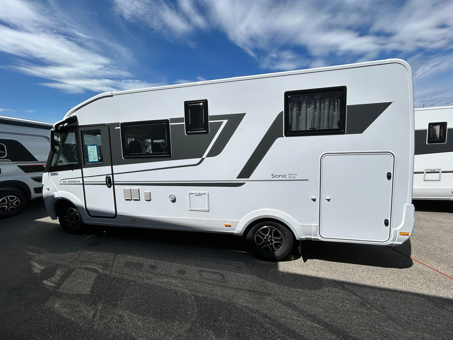 ADRIA Sonic Plus I 600 SL-image-4