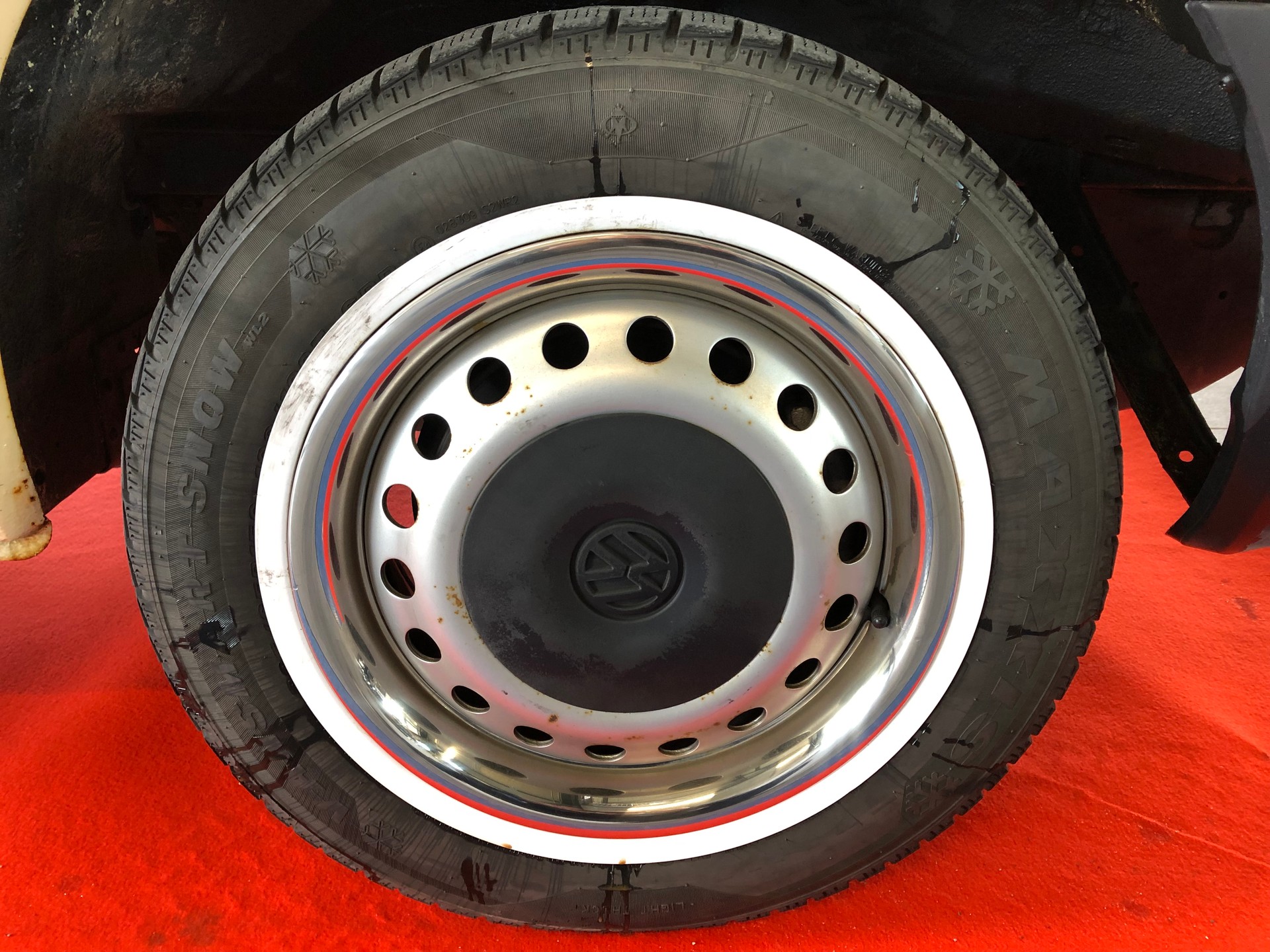 VW 2.5 PICK-up Blachenaufbau-showroom-element-2