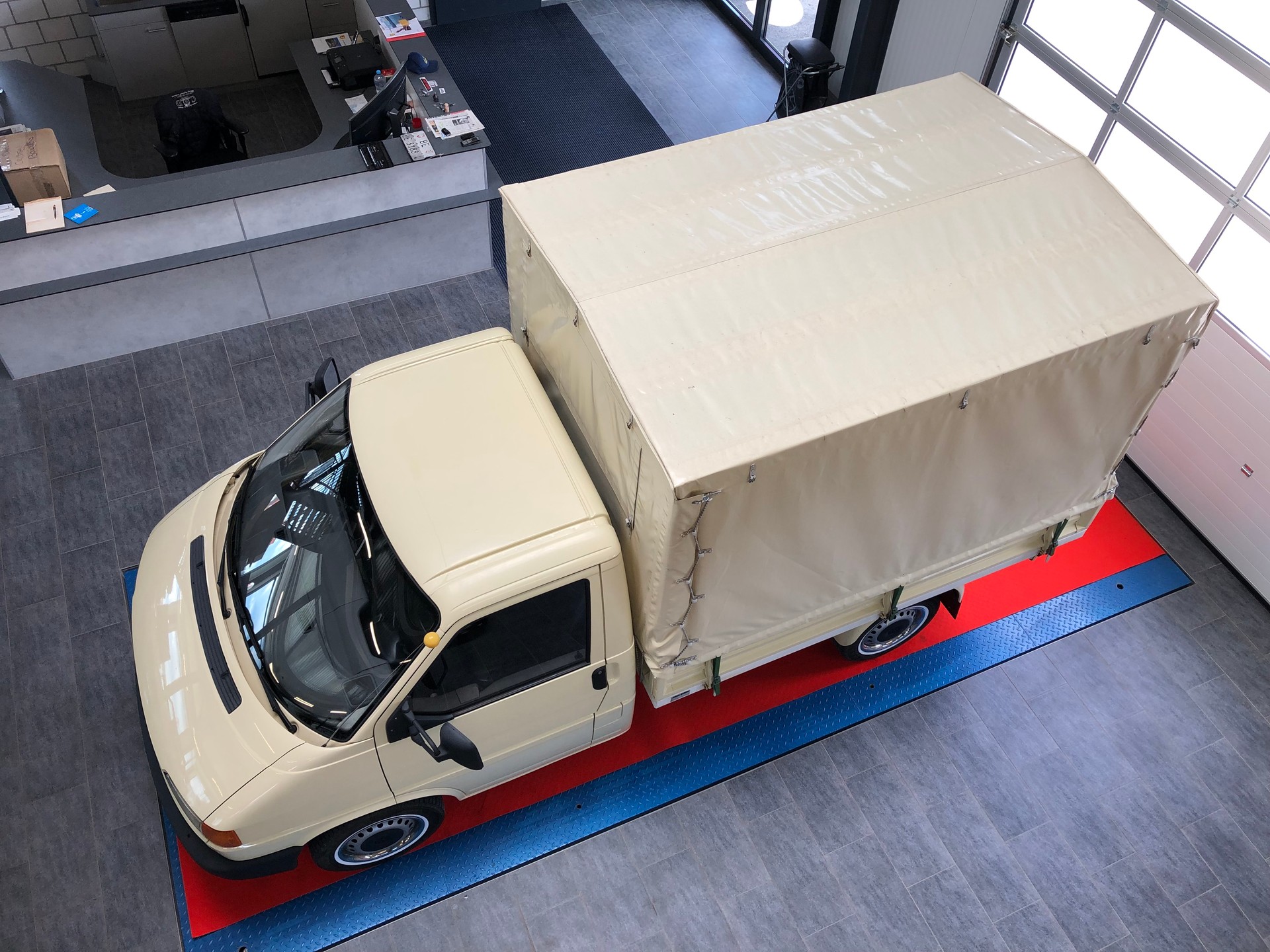 VW 2.5 PICK-up Blachenaufbau-image-27