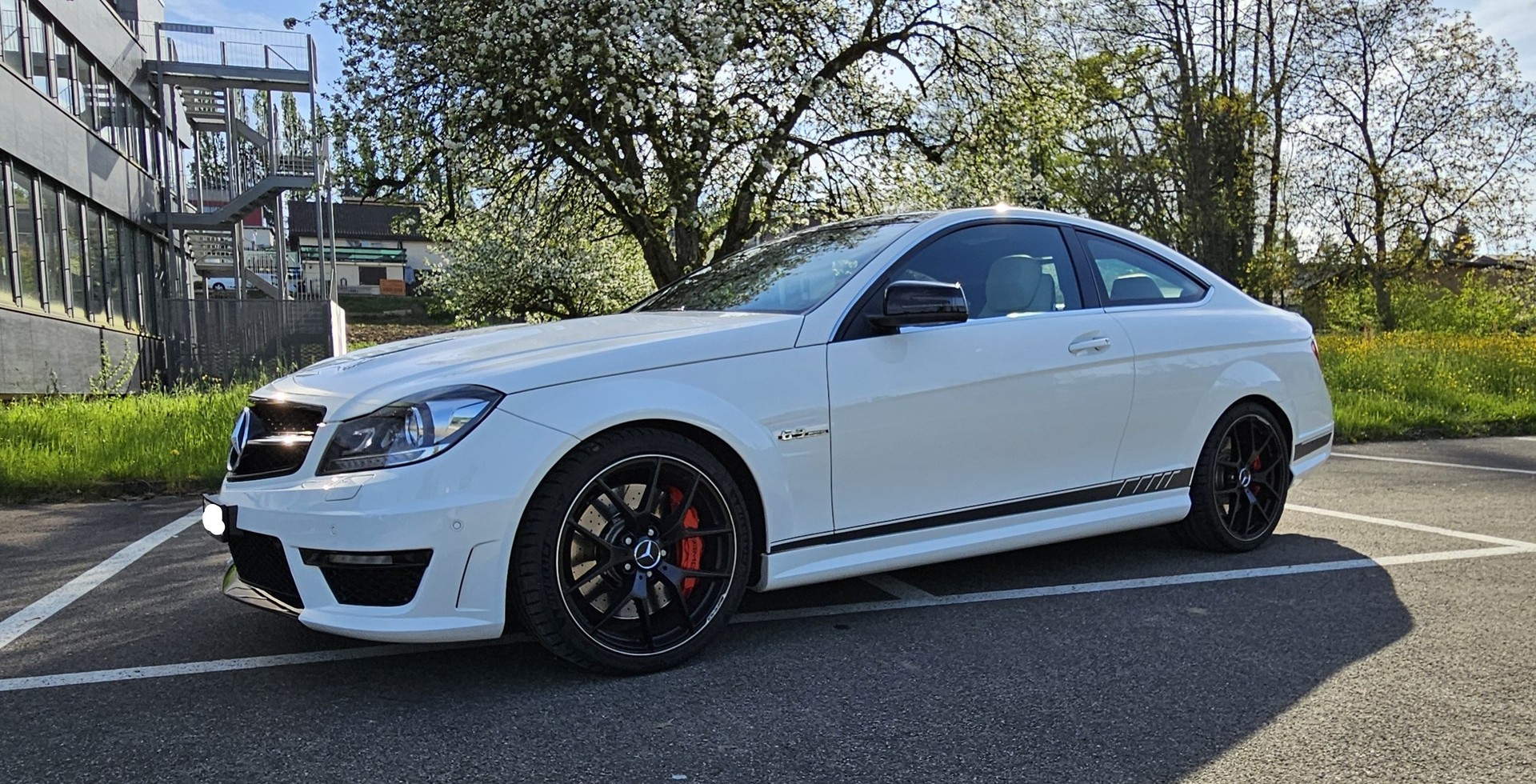 MERCEDES-BENZ C 63 Coupé AMG Edition 507 Speedshift MCT-image-1