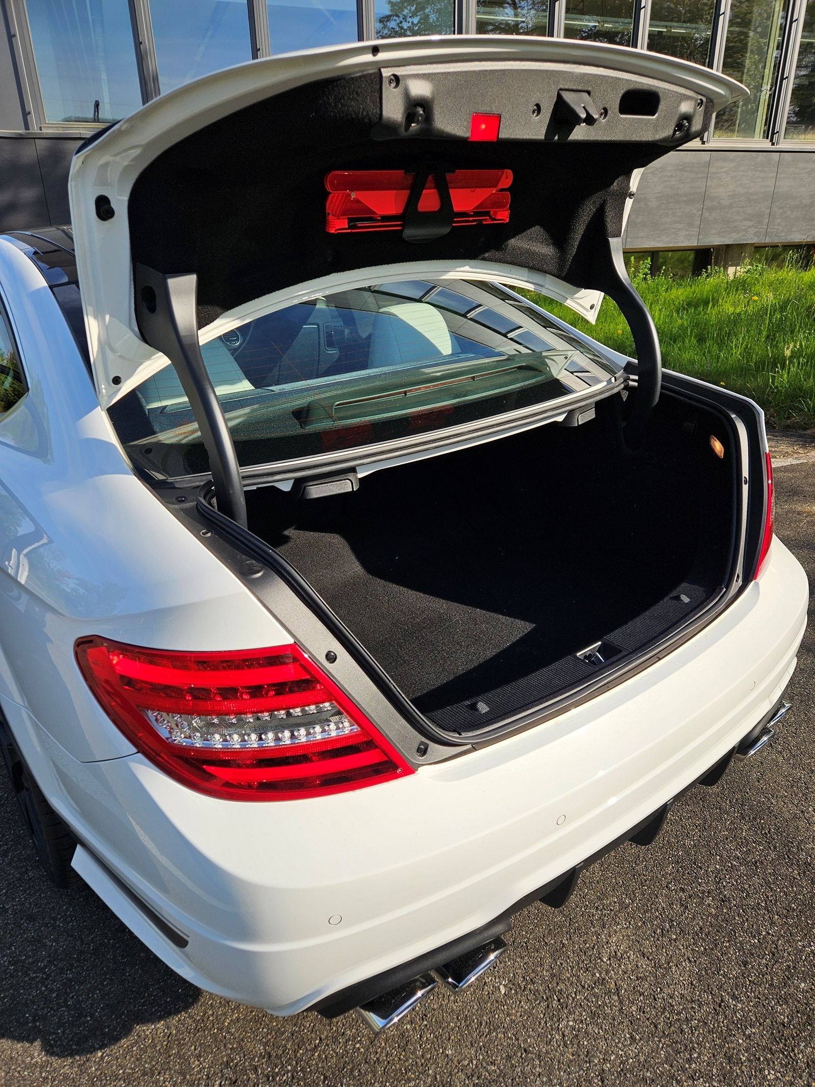 MERCEDES-BENZ C 63 Coupé AMG Edition 507 Speedshift MCT-image-16