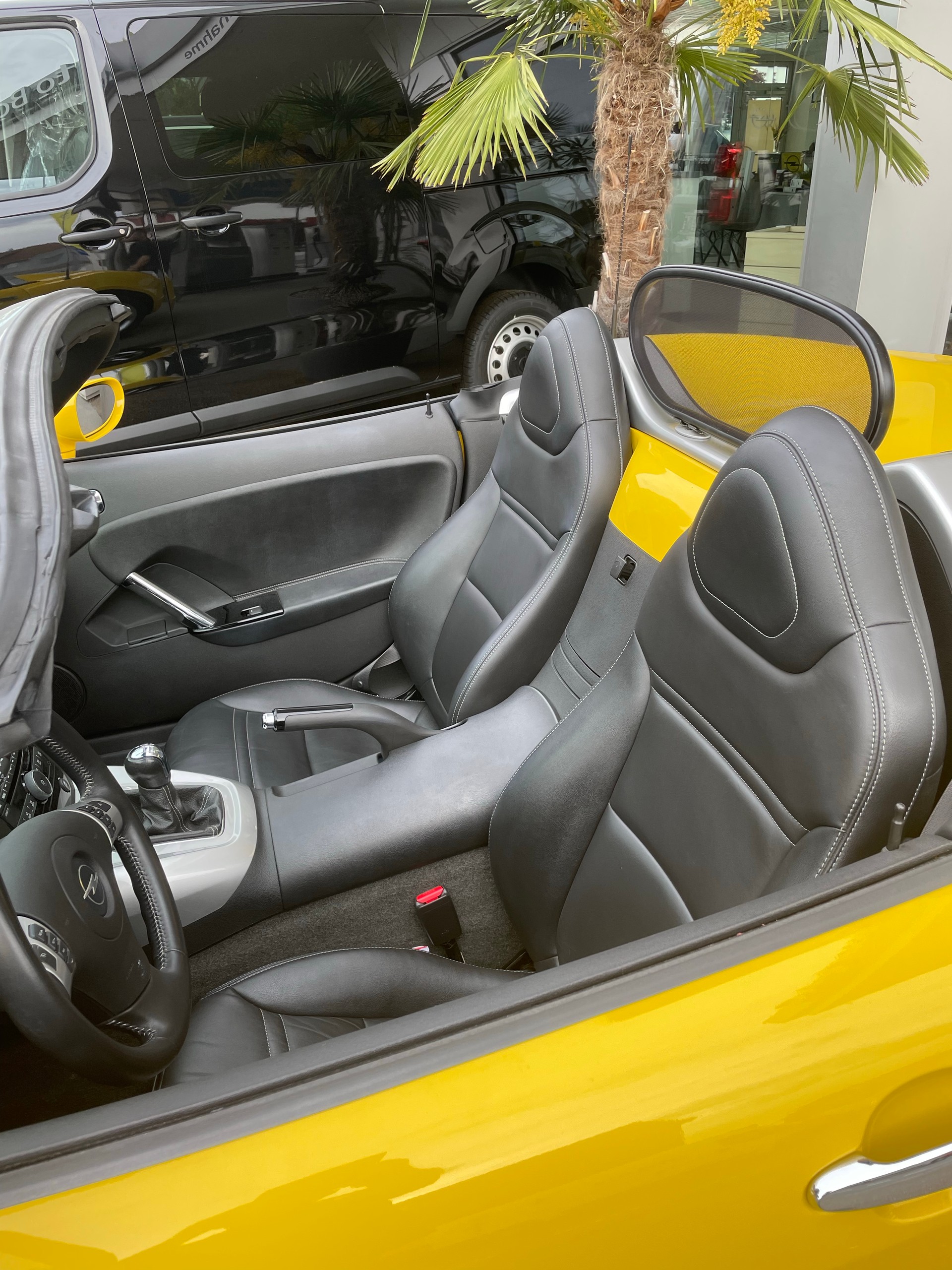 OPEL GT 2.0 Turbo-image-5