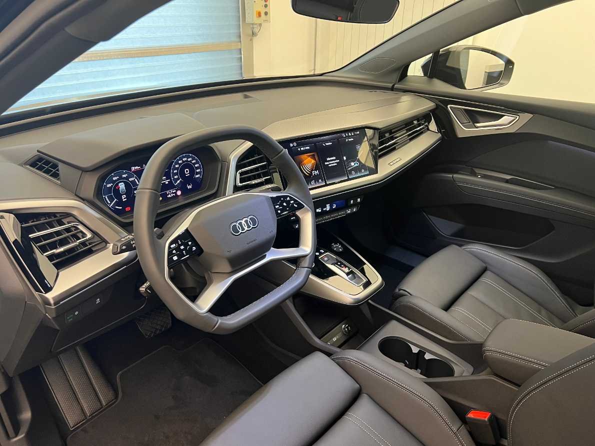 AUDI Q4 e-tron 55 quattro-image-6