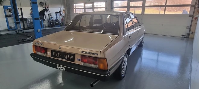 PEUGEOT 505 2.0 SR-image-2