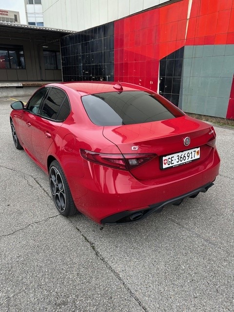 ALFA ROMEO Giulia 2.0 Veloce Q4 Automatic-image-7