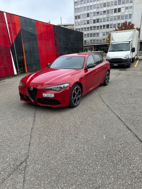 ALFA ROMEO Giulia 2.0 Veloce Q4 Automatic-image-9