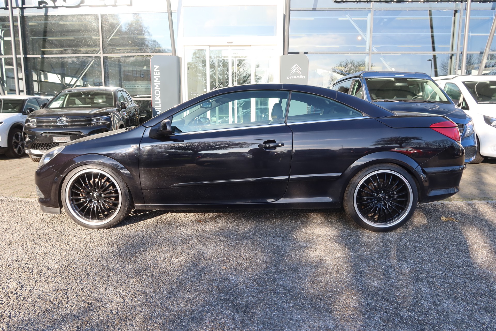 OPEL Astra TT 2.0i 16V T Cosmo-image-2